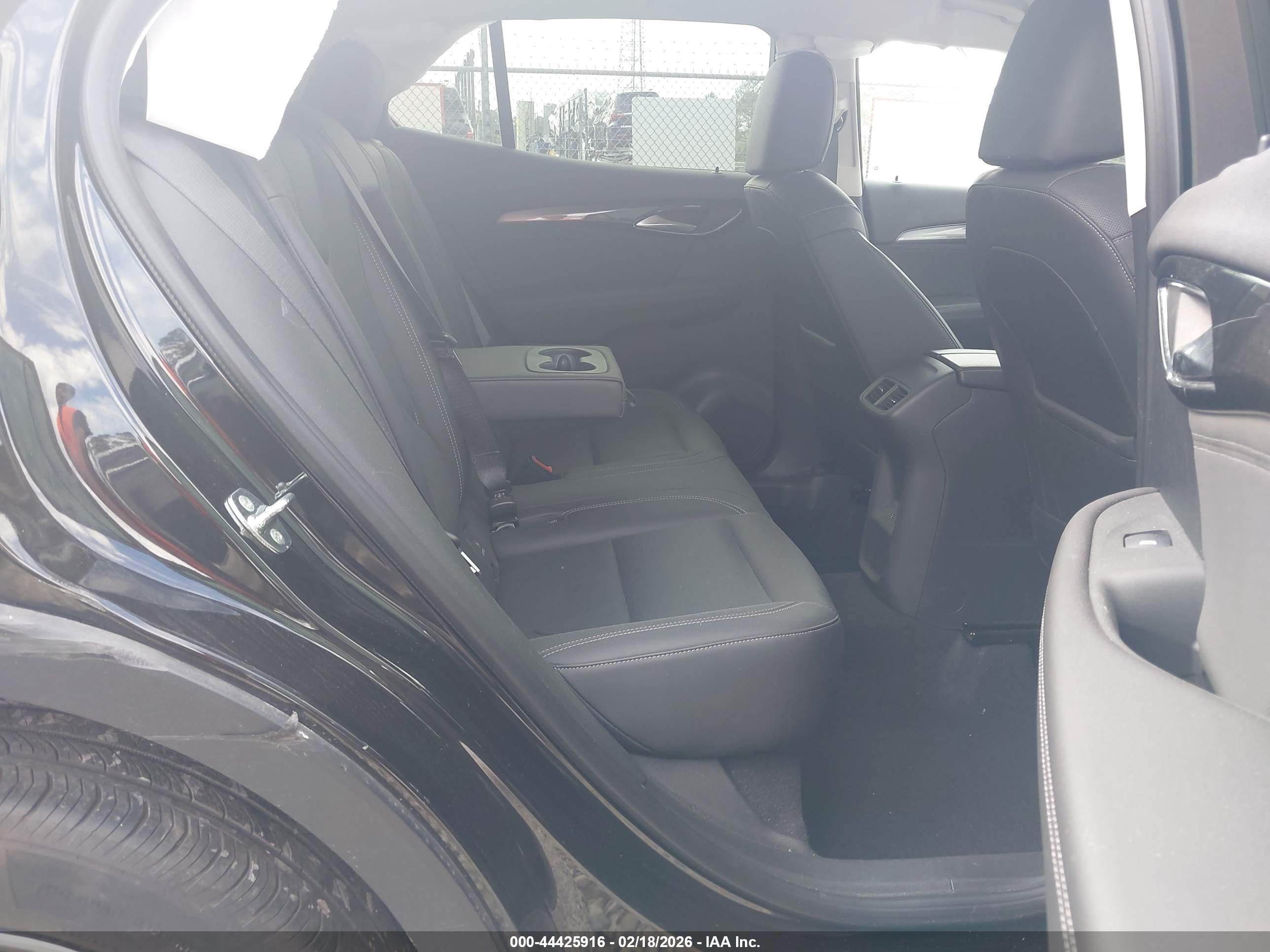 BUICK ENVISION image 8