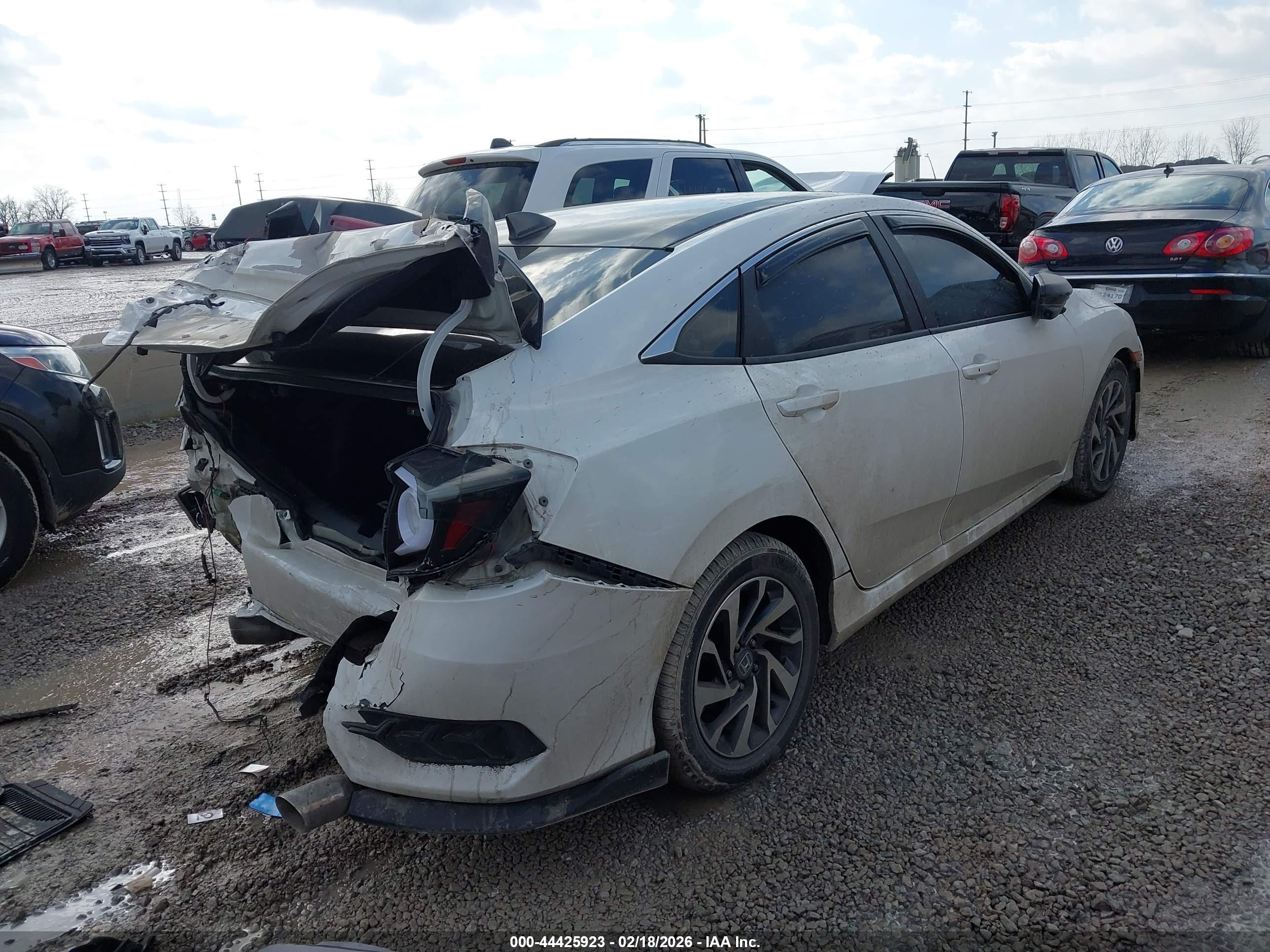 HONDA CIVIC image 4