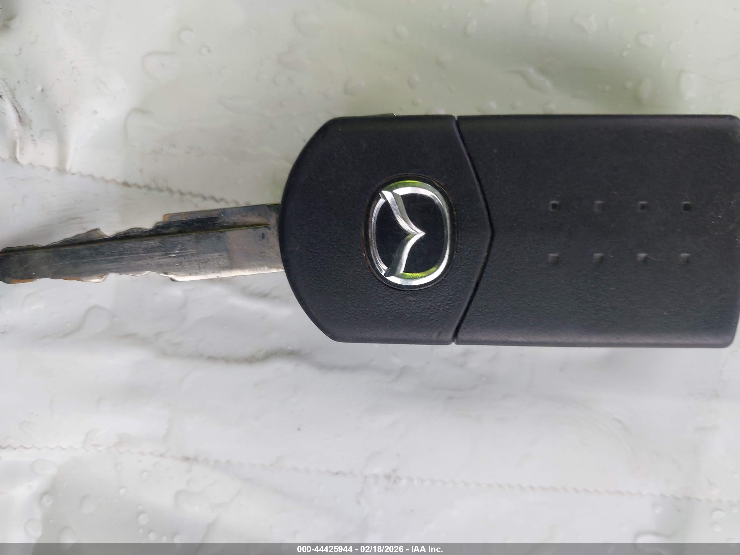 MAZDA MAZDA5 image 11