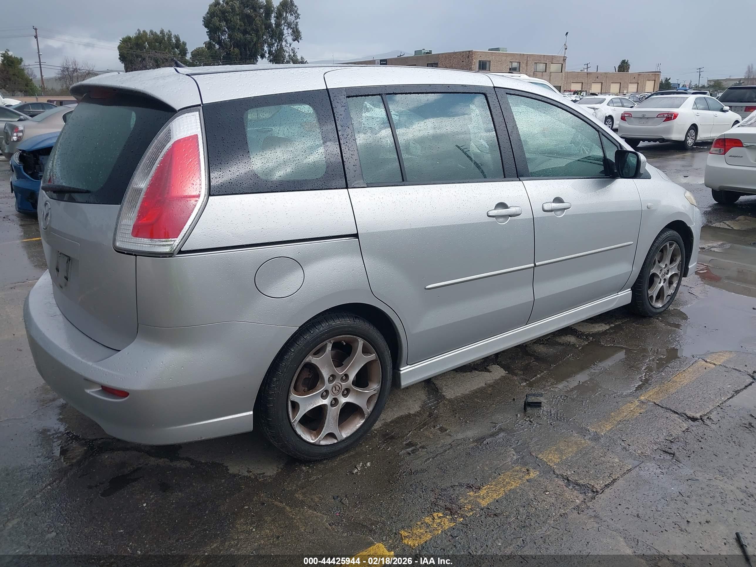 MAZDA MAZDA5 image 4