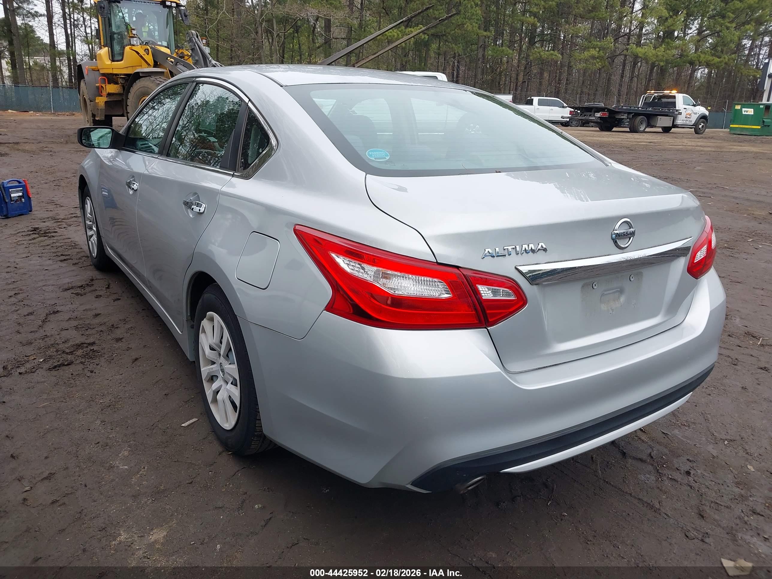 NISSAN ALTIMA image 3