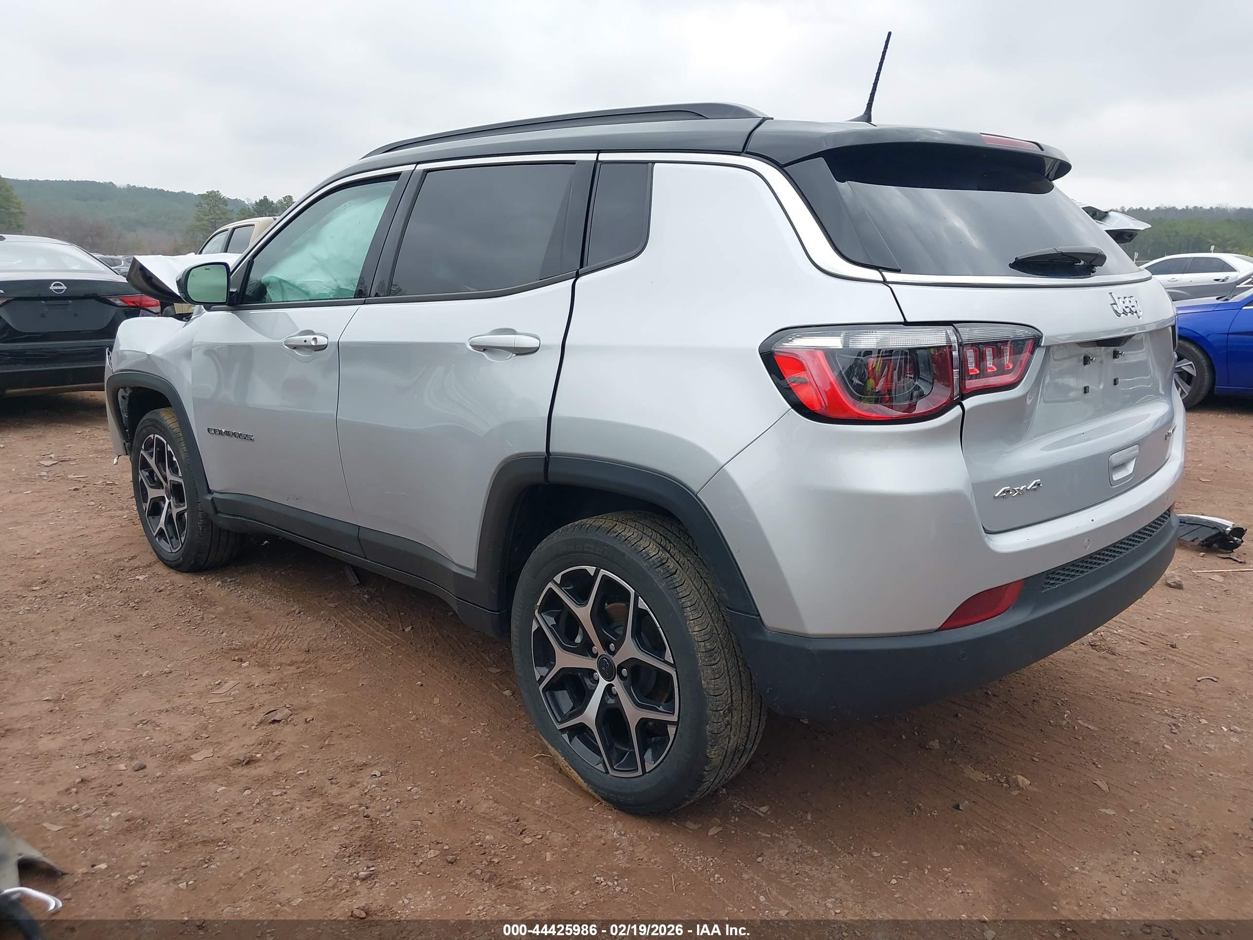 JEEP COMPASS image 3