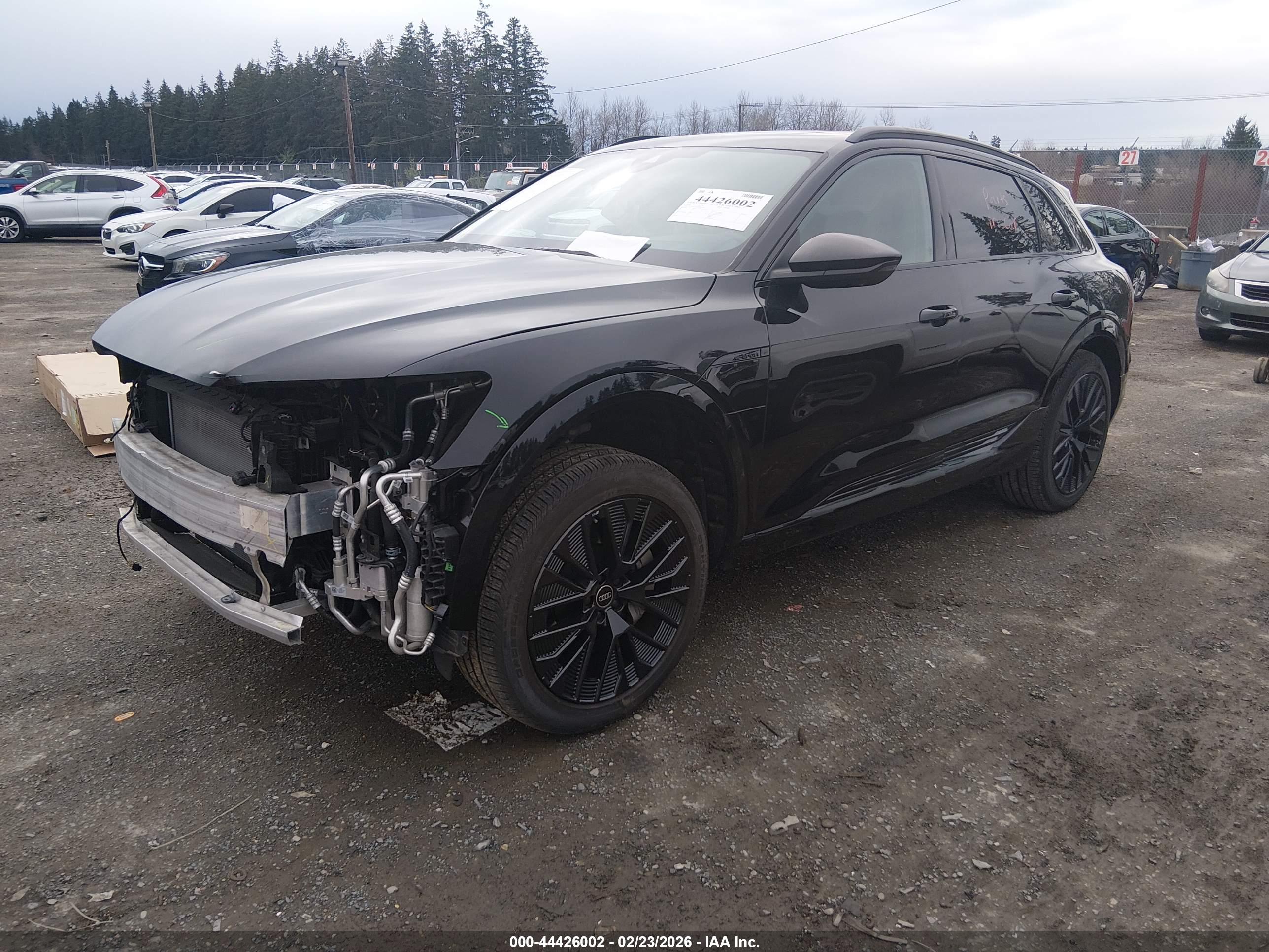 AUDI Q8 image 2