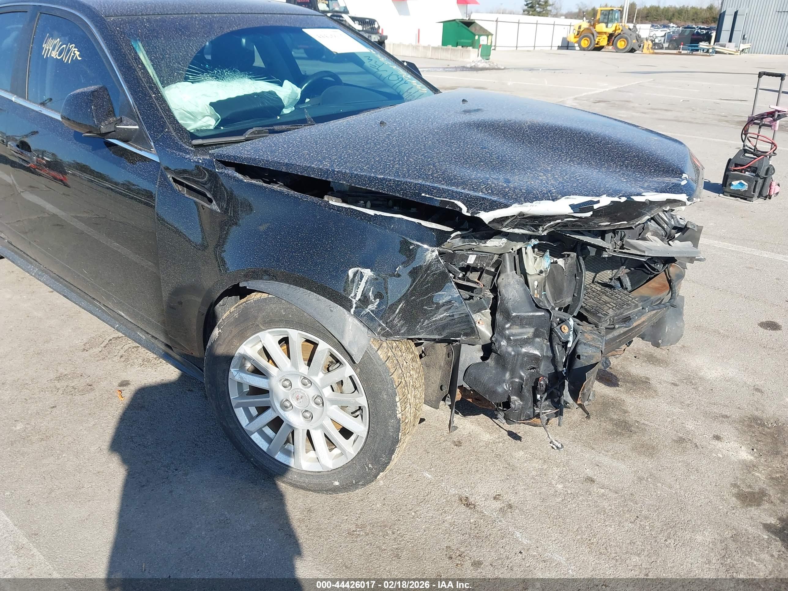 CADILLAC CTS image 6