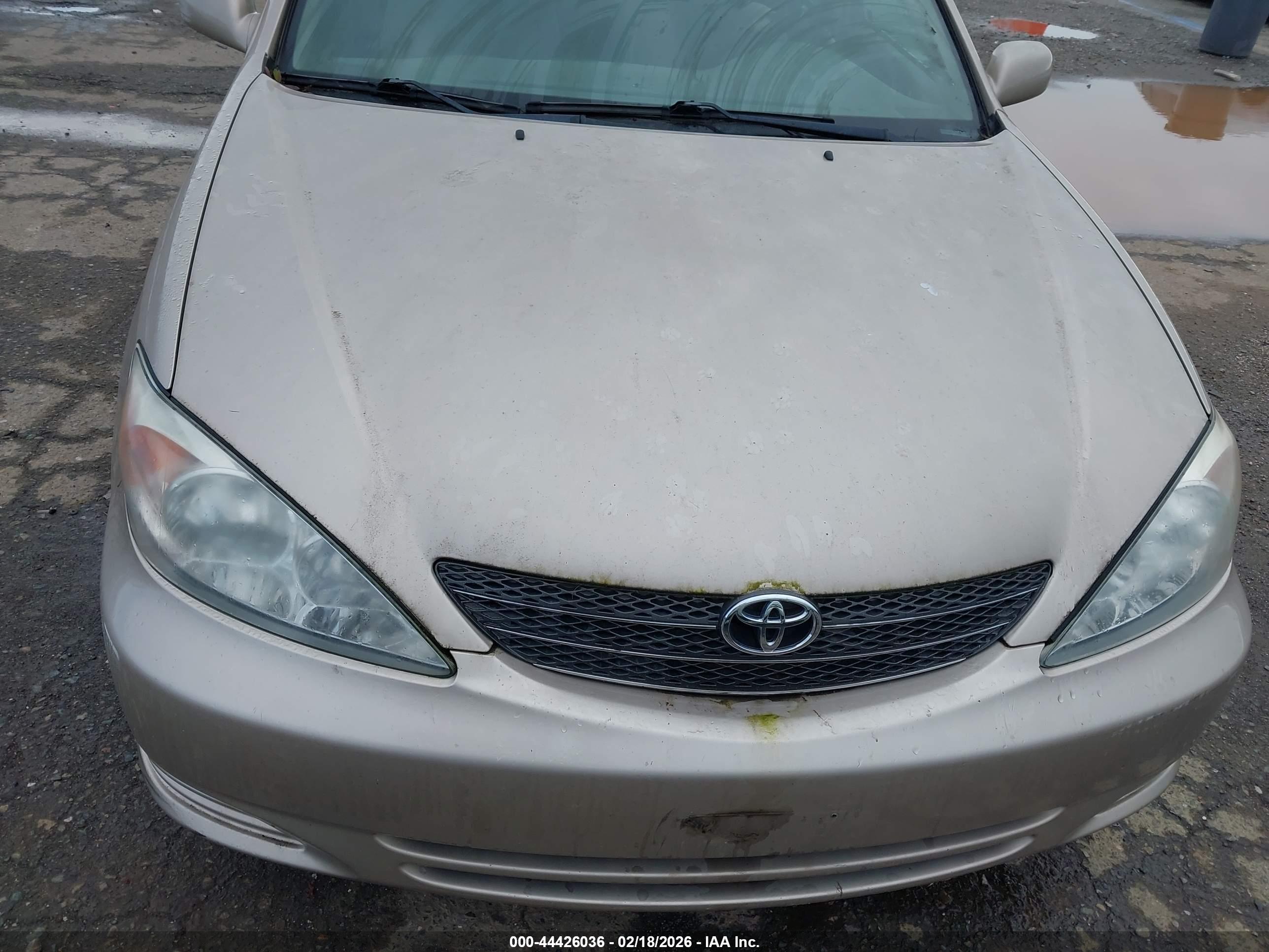 TOYOTA CAMRY image 6