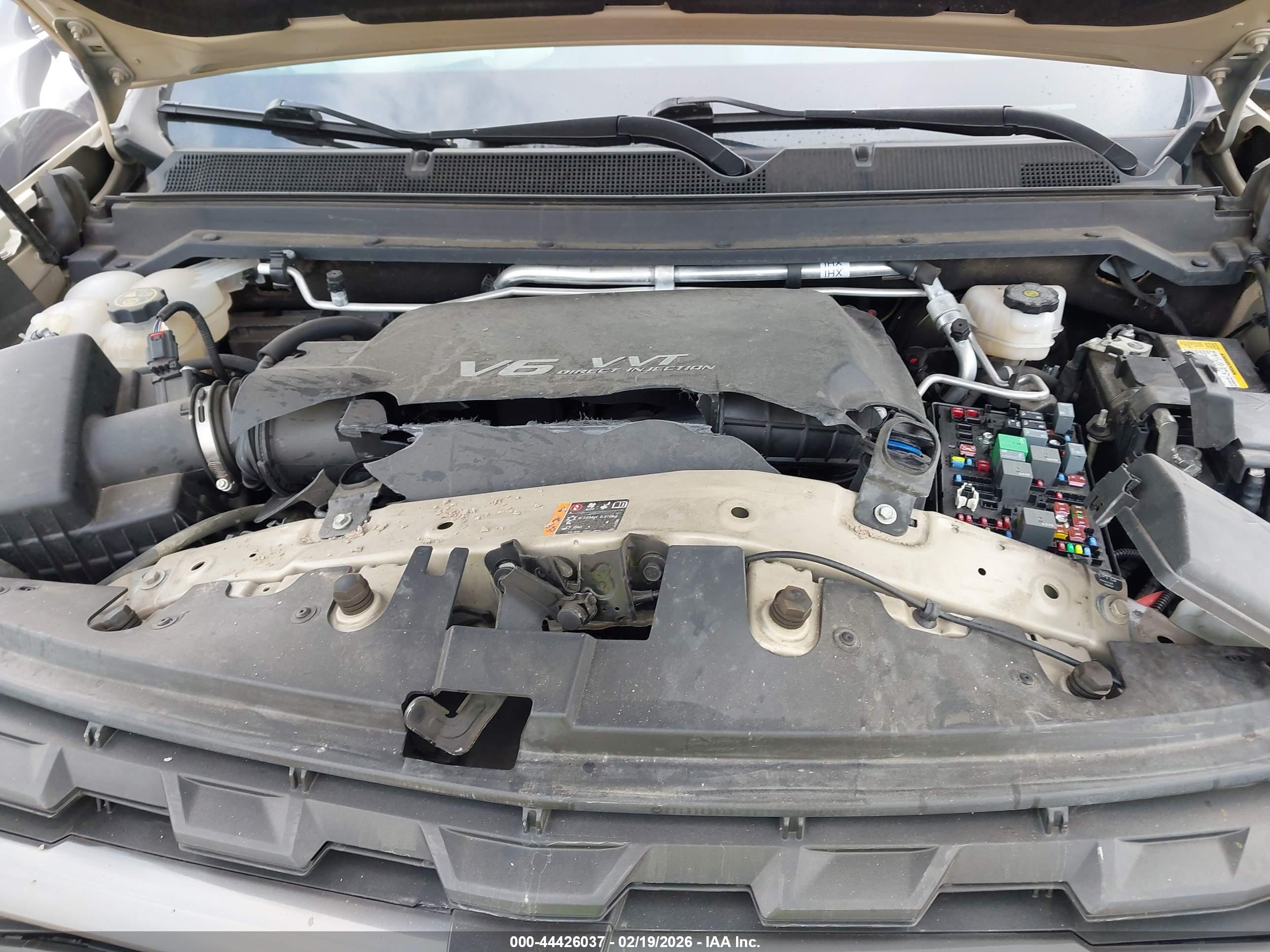 CHEVROLET COLORADO image 10
