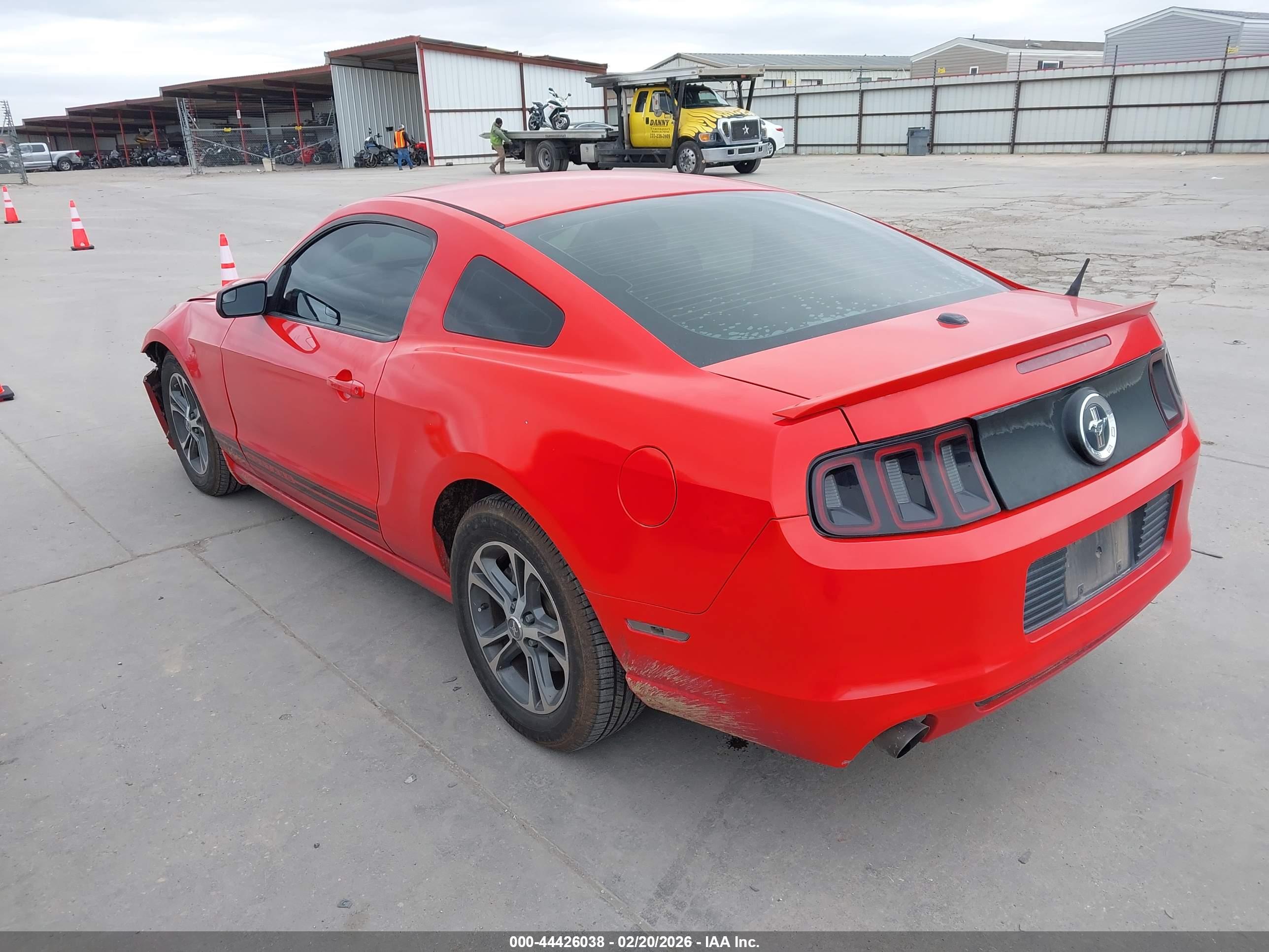 FORD MUSTANG image 3