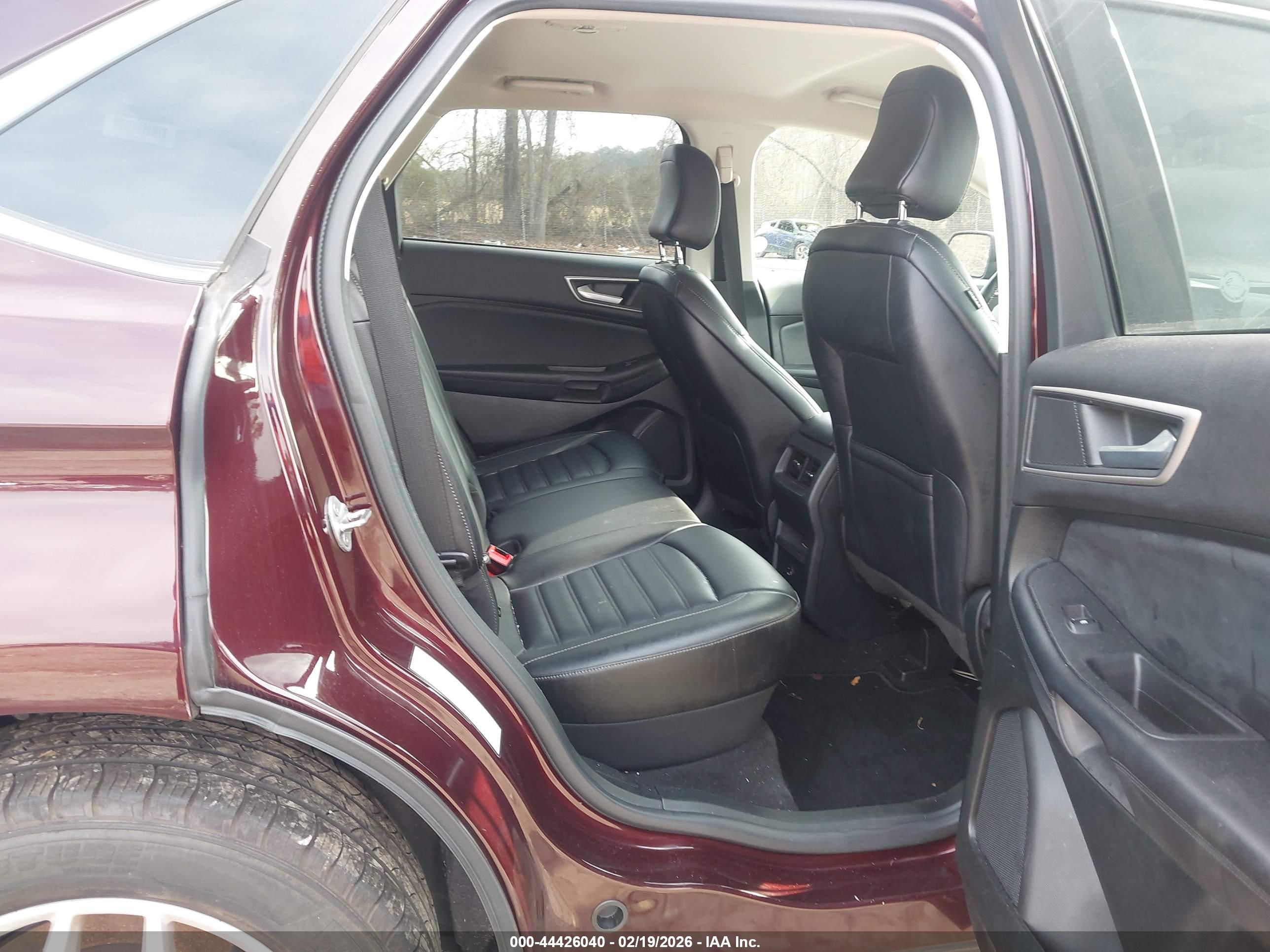 FORD EDGE image 8