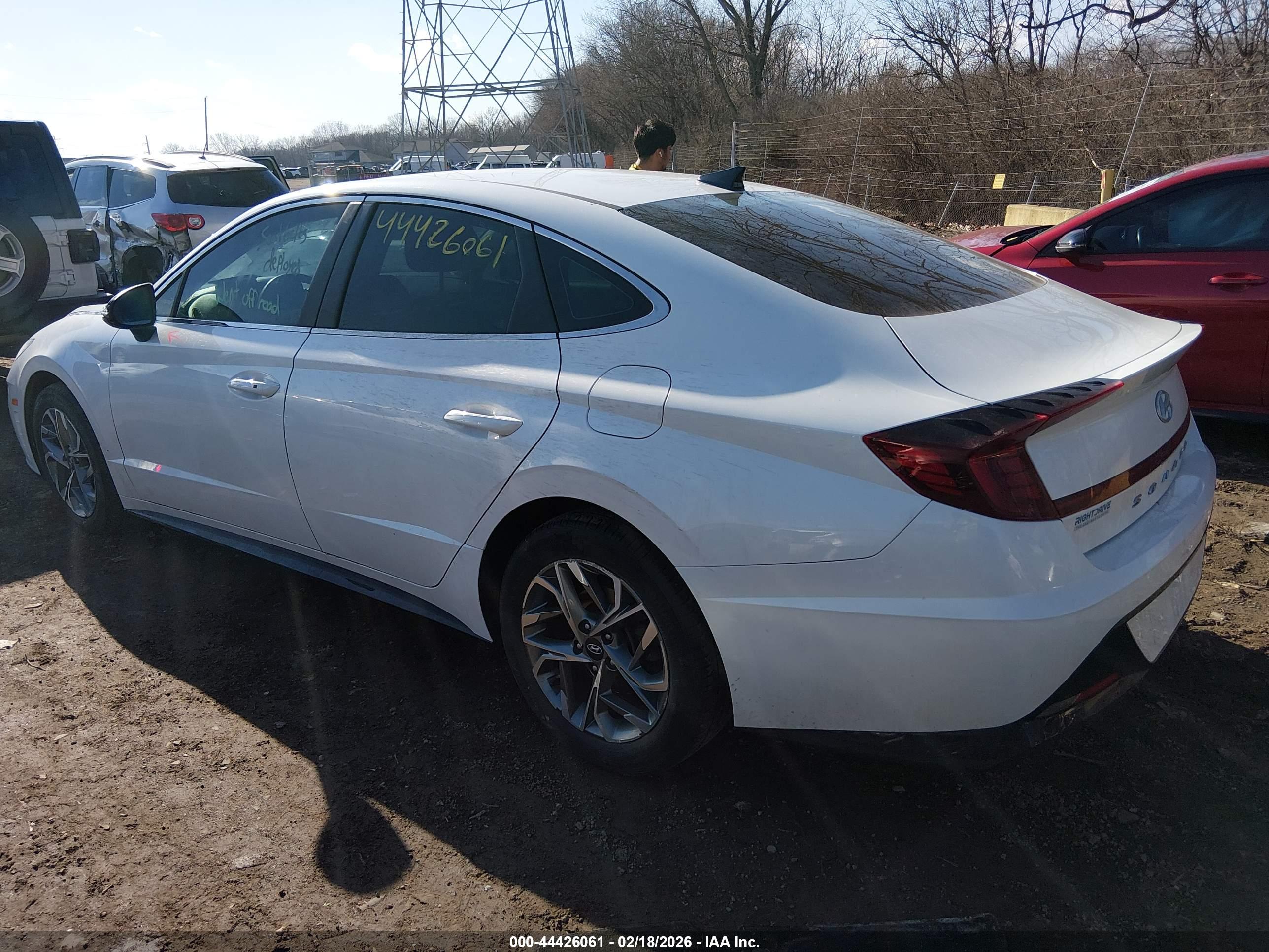 HYUNDAI SONATA image 3