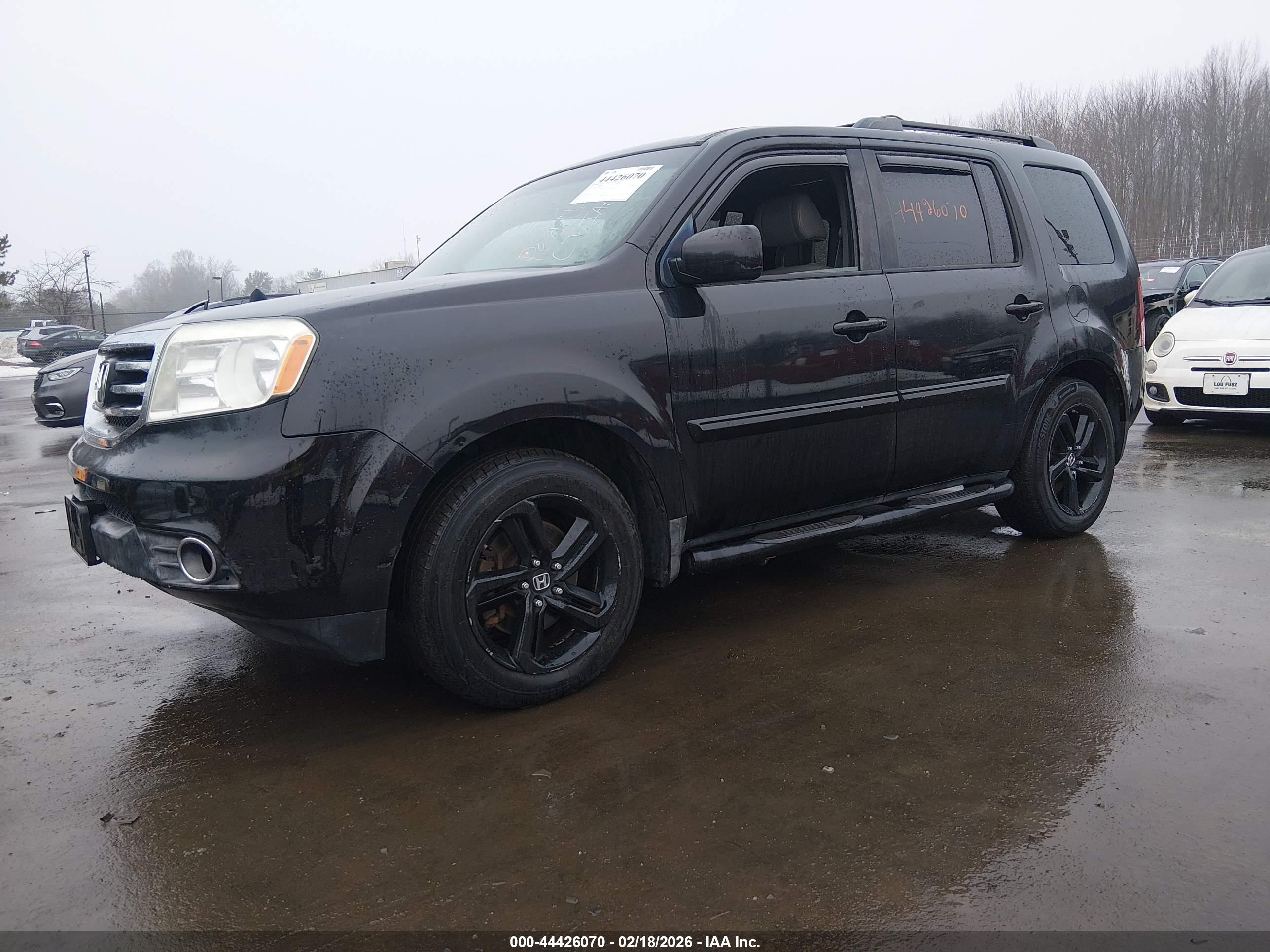 HONDA PILOT image 2
