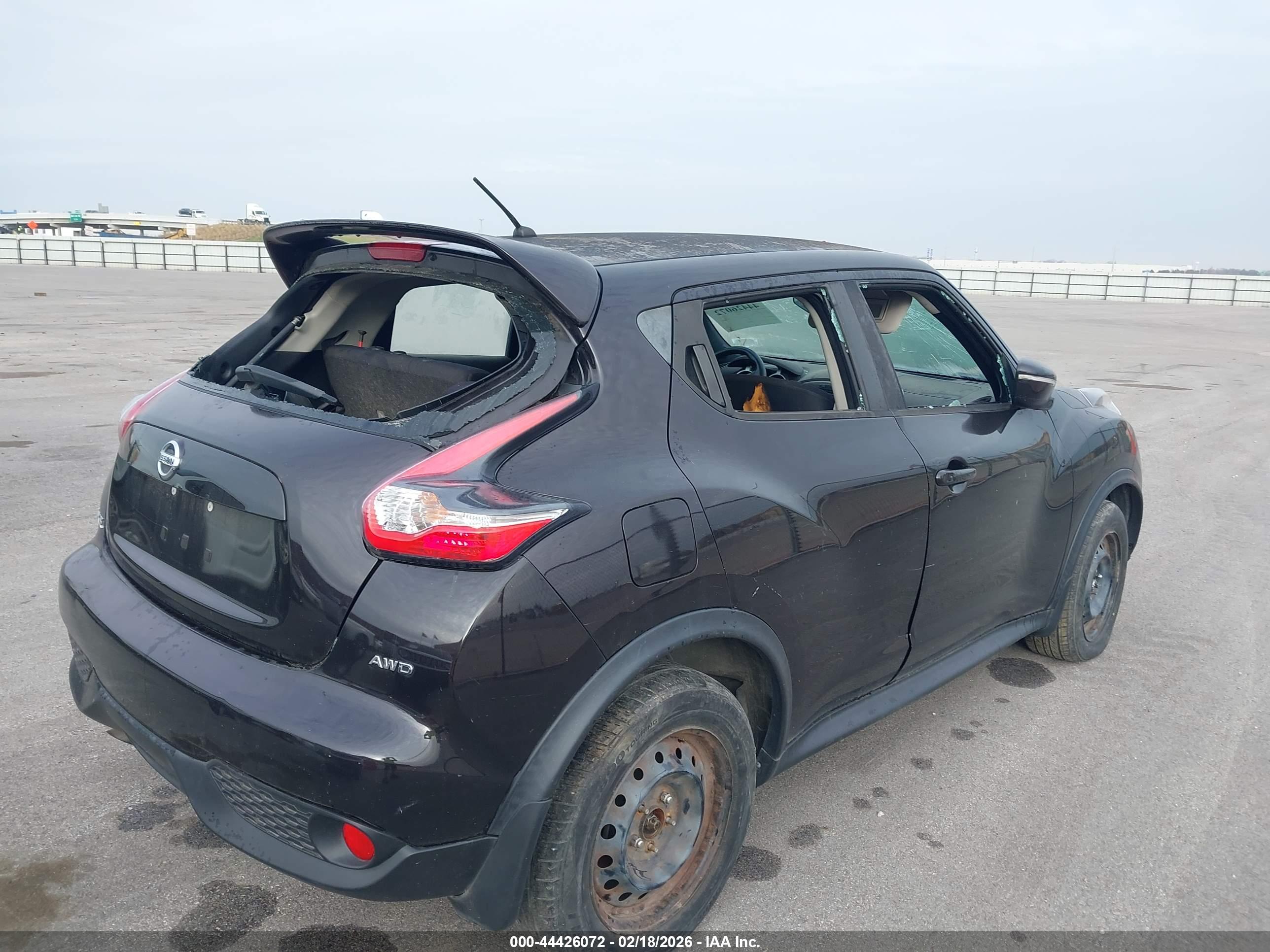 NISSAN JUKE image 6