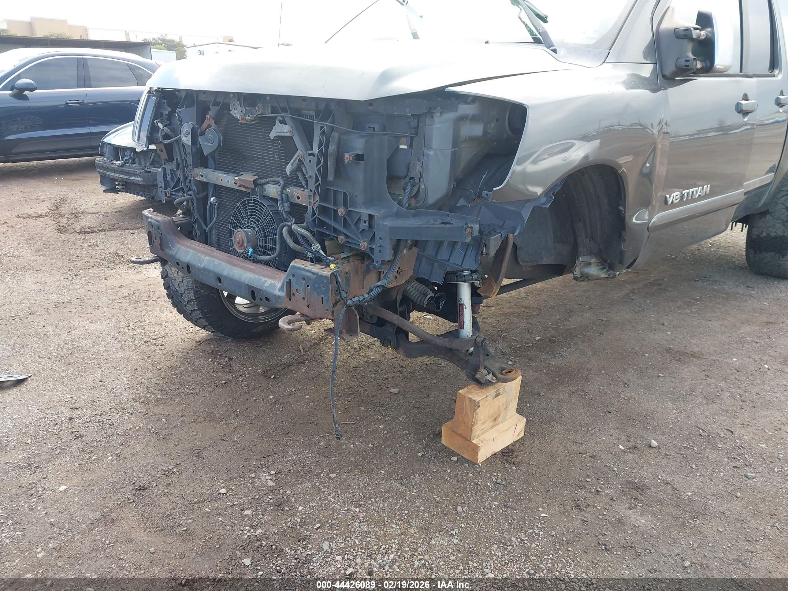 NISSAN TITAN image 6