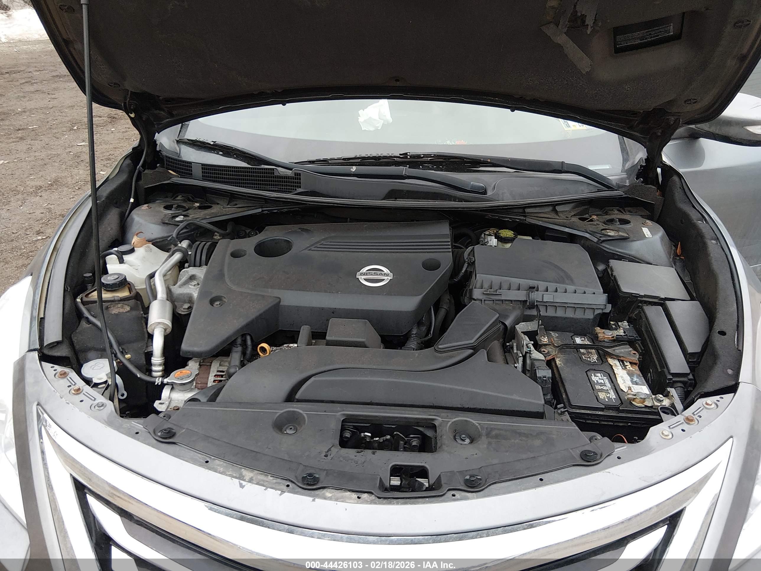 NISSAN ALTIMA image 10