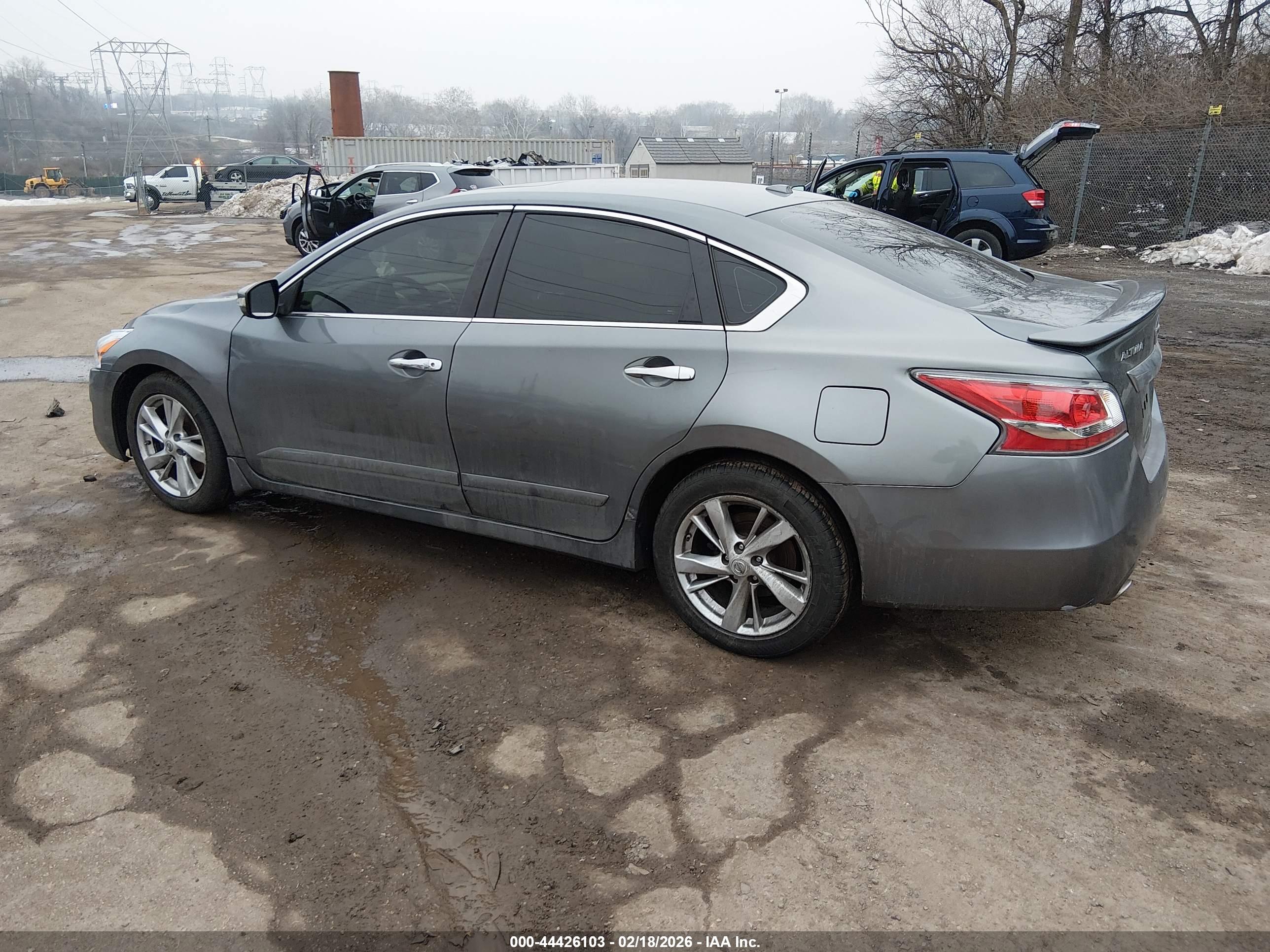 NISSAN ALTIMA image 3