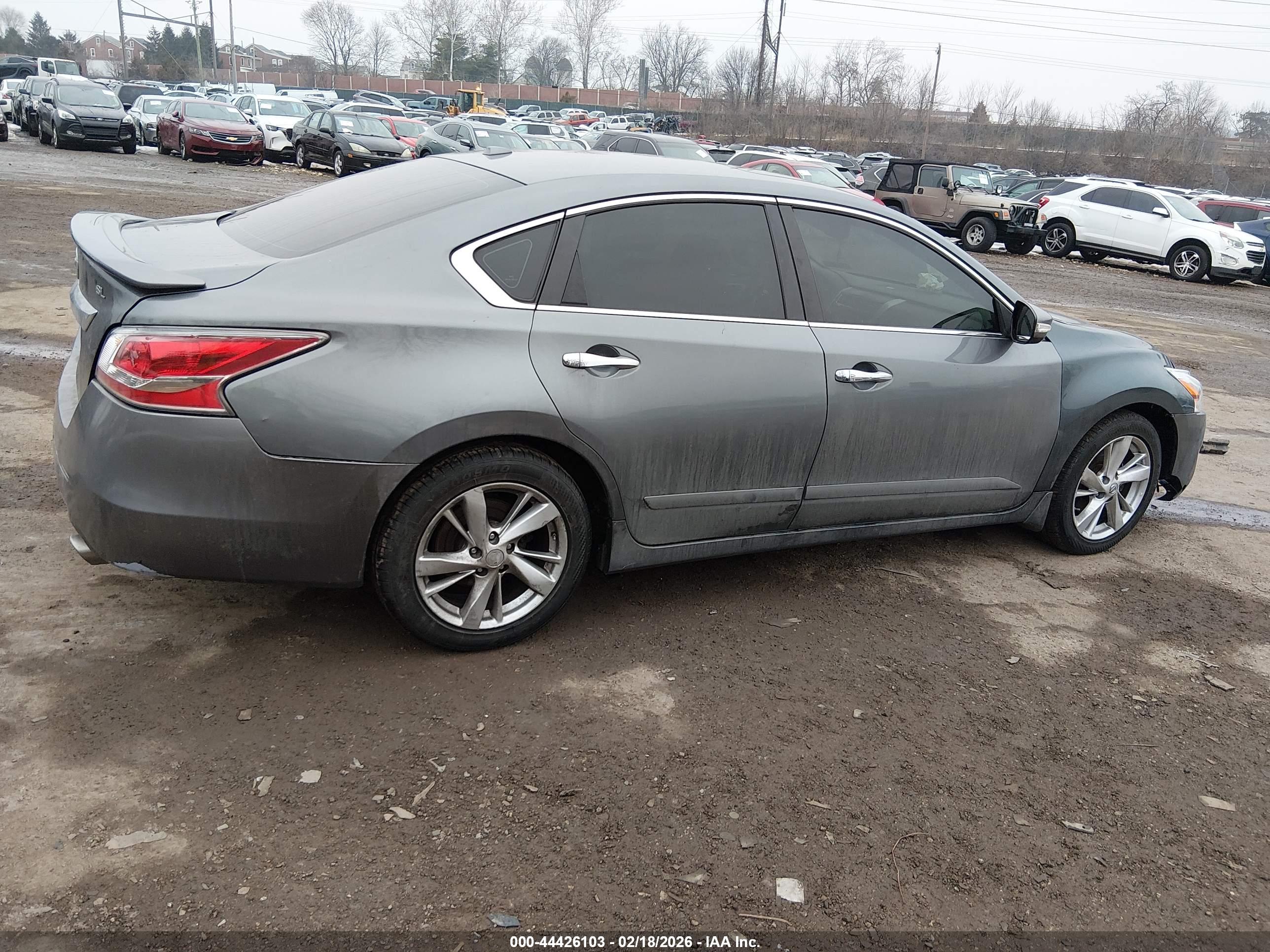 NISSAN ALTIMA image 4