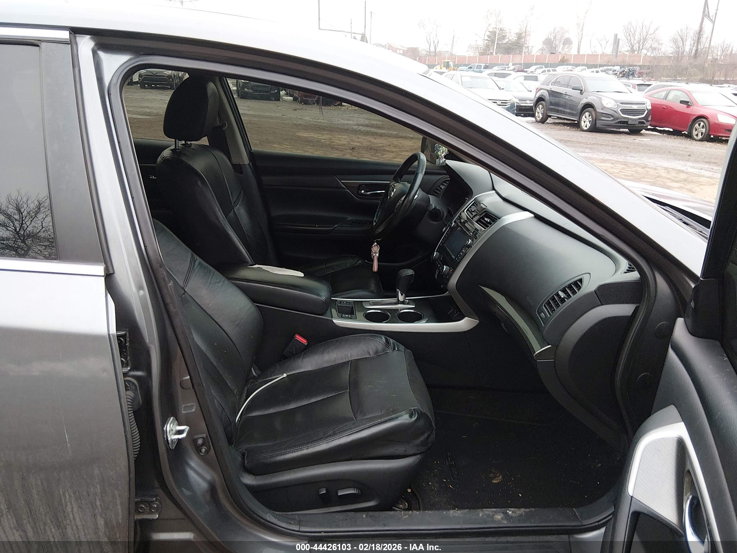 NISSAN ALTIMA image 5