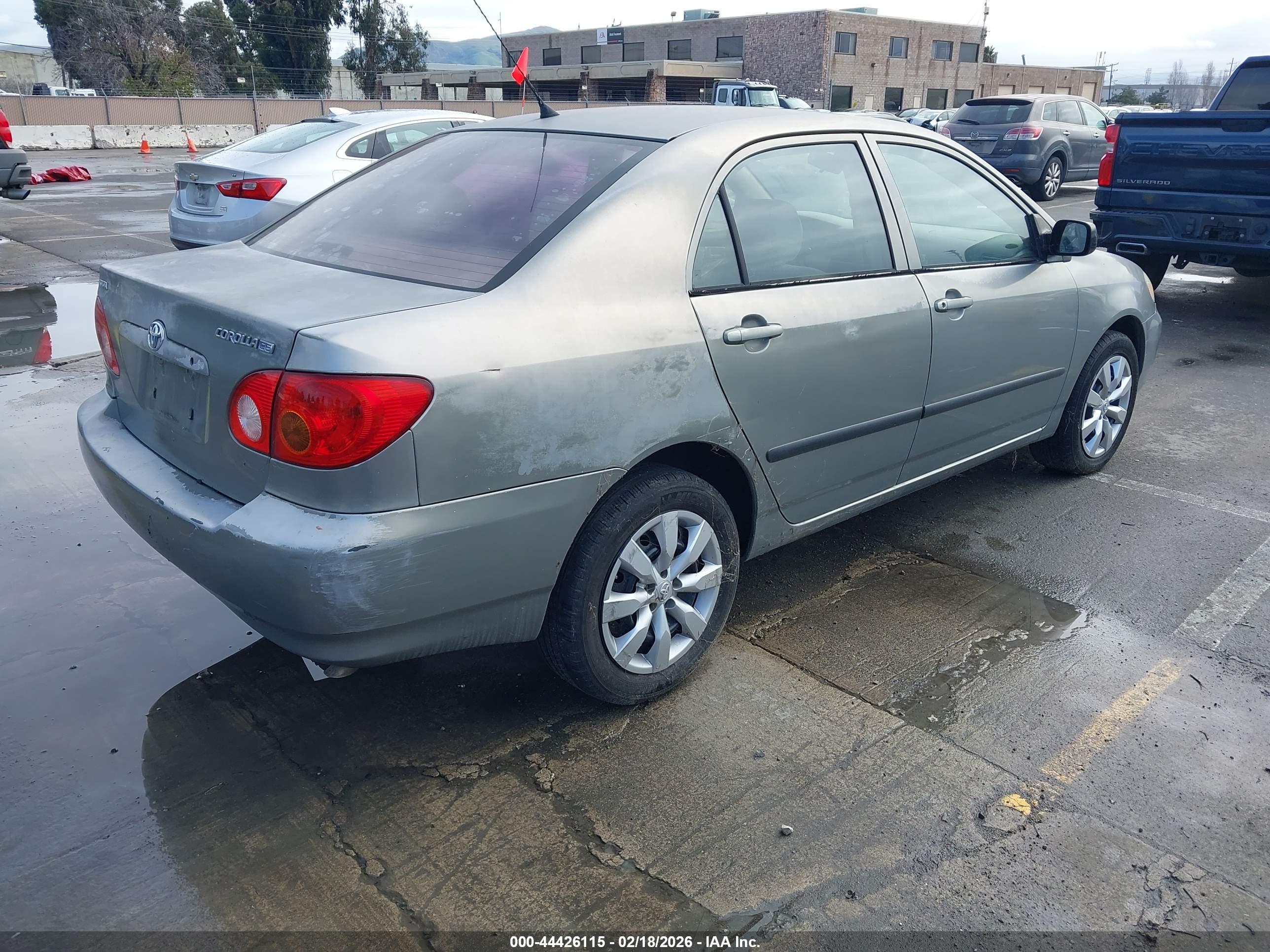 TOYOTA COROLLA image 4