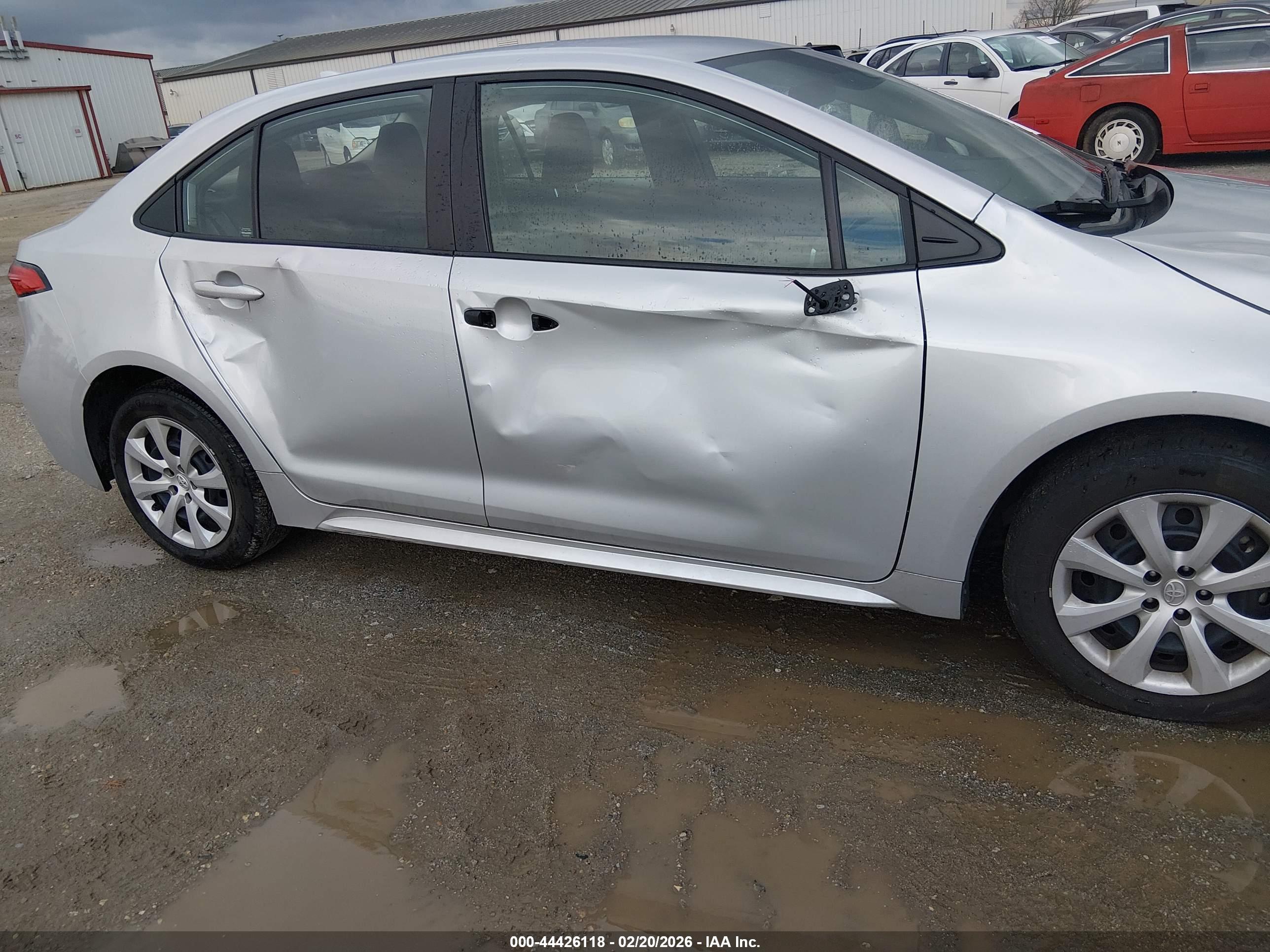 TOYOTA COROLLA image 6
