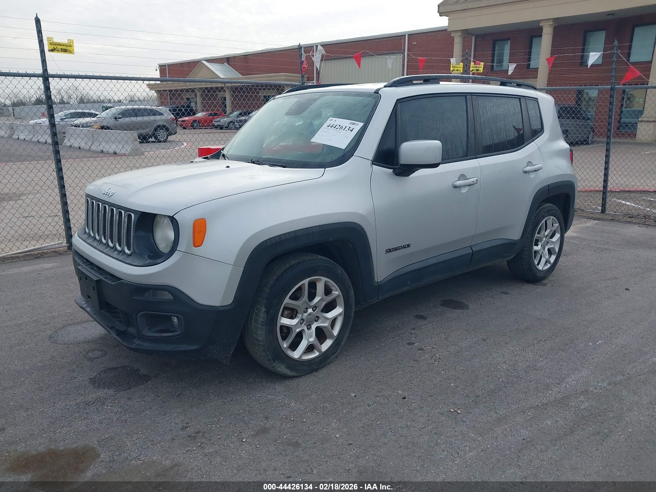 JEEP RENEGADE image 2
