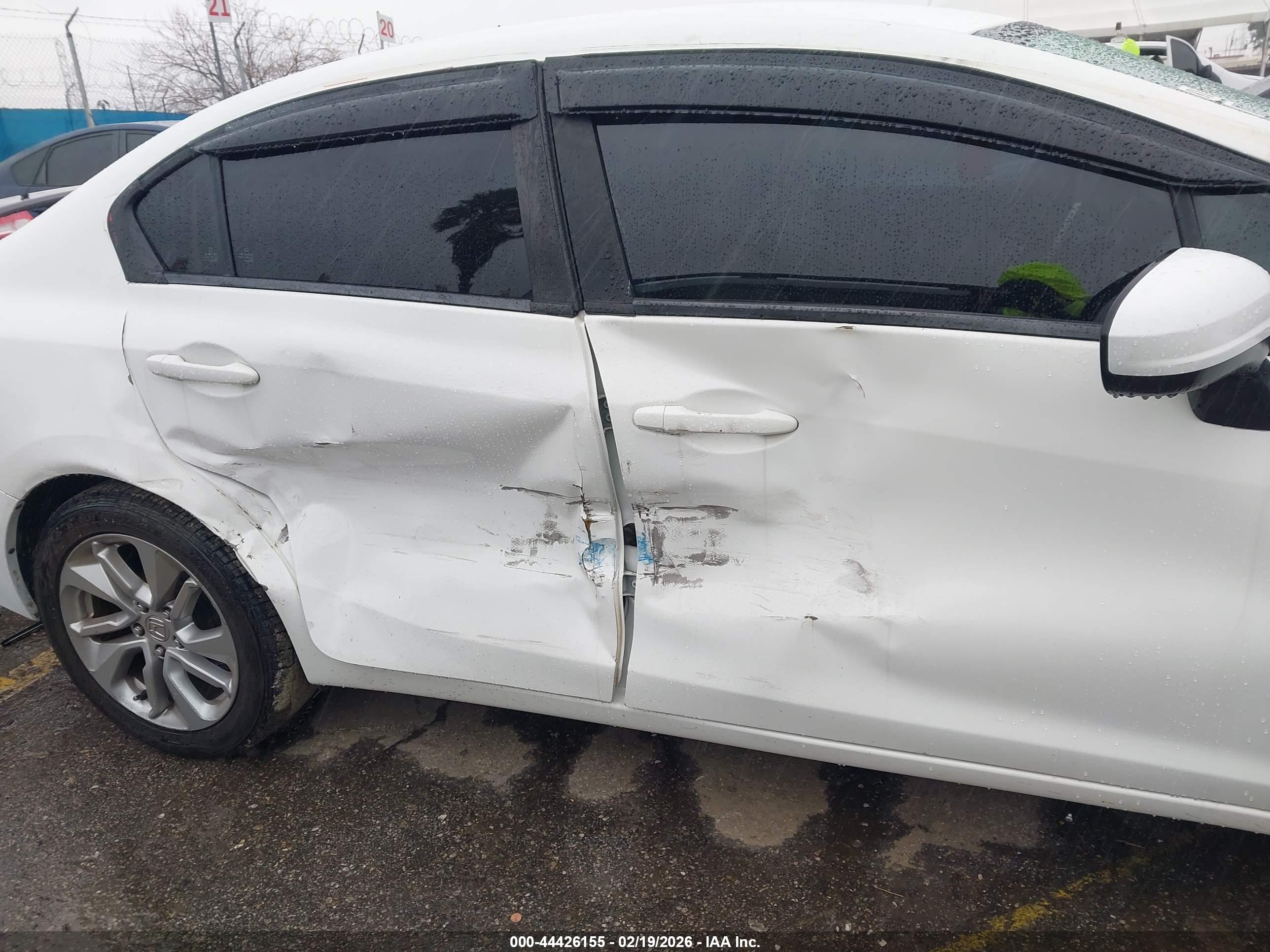 HONDA CIVIC image 6