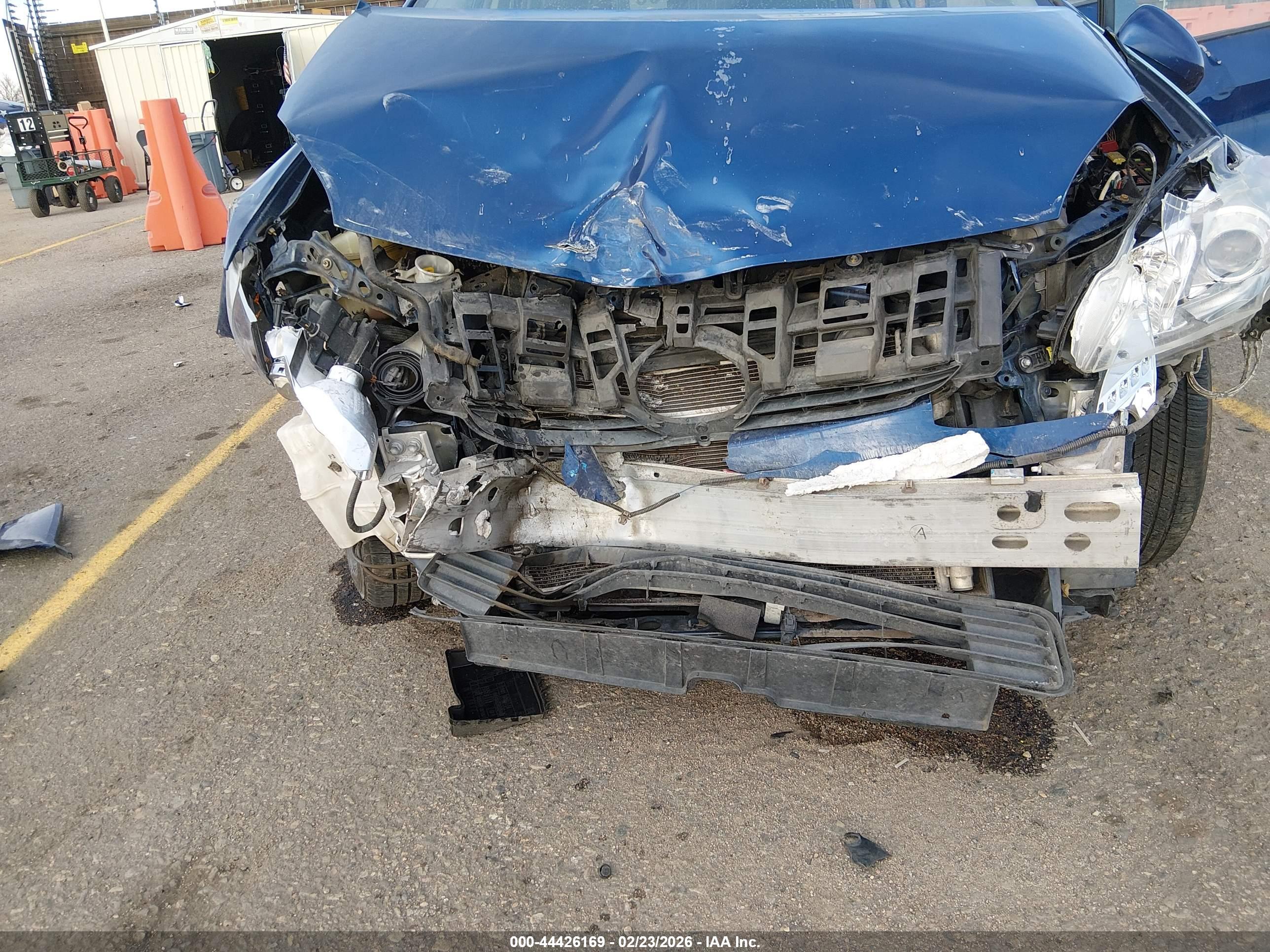 TOYOTA PRIUS image 6