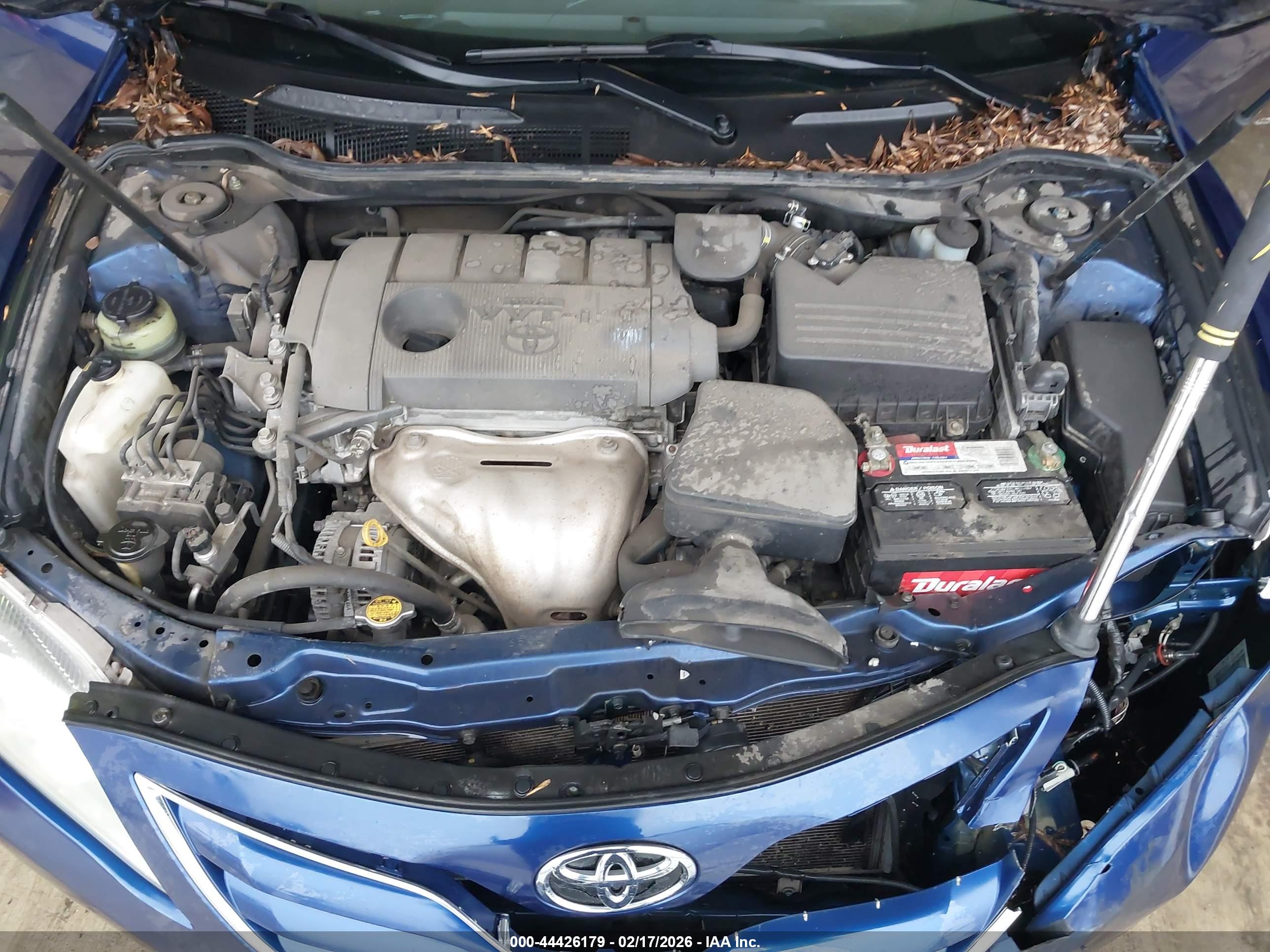 TOYOTA CAMRY image 10