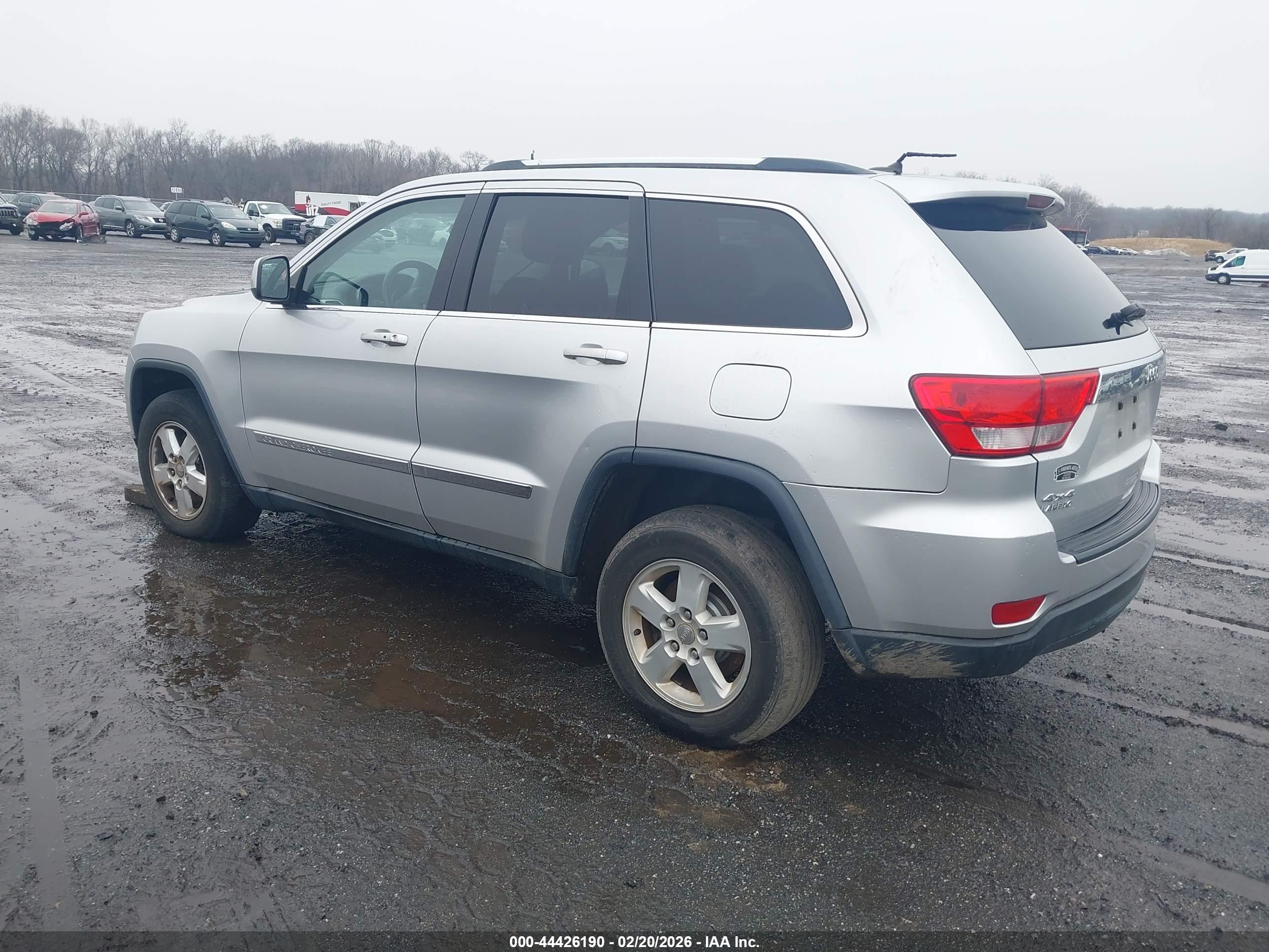JEEP GRAND image 3