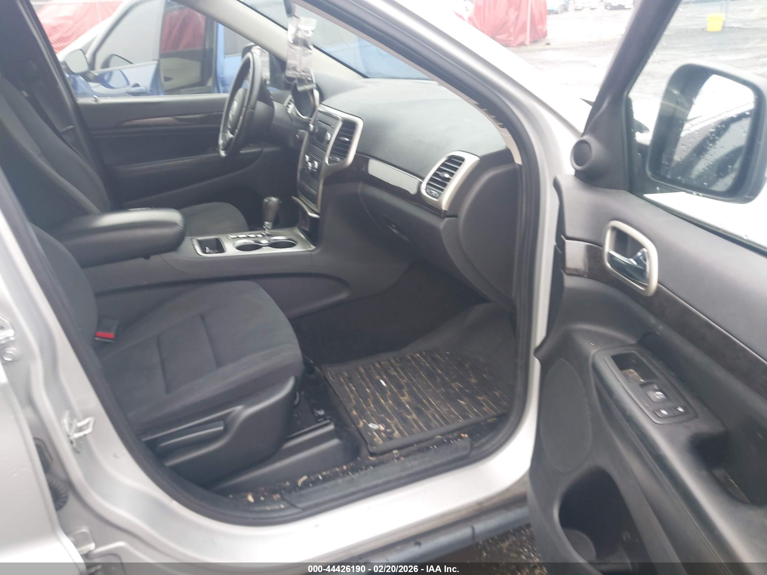 JEEP GRAND image 5