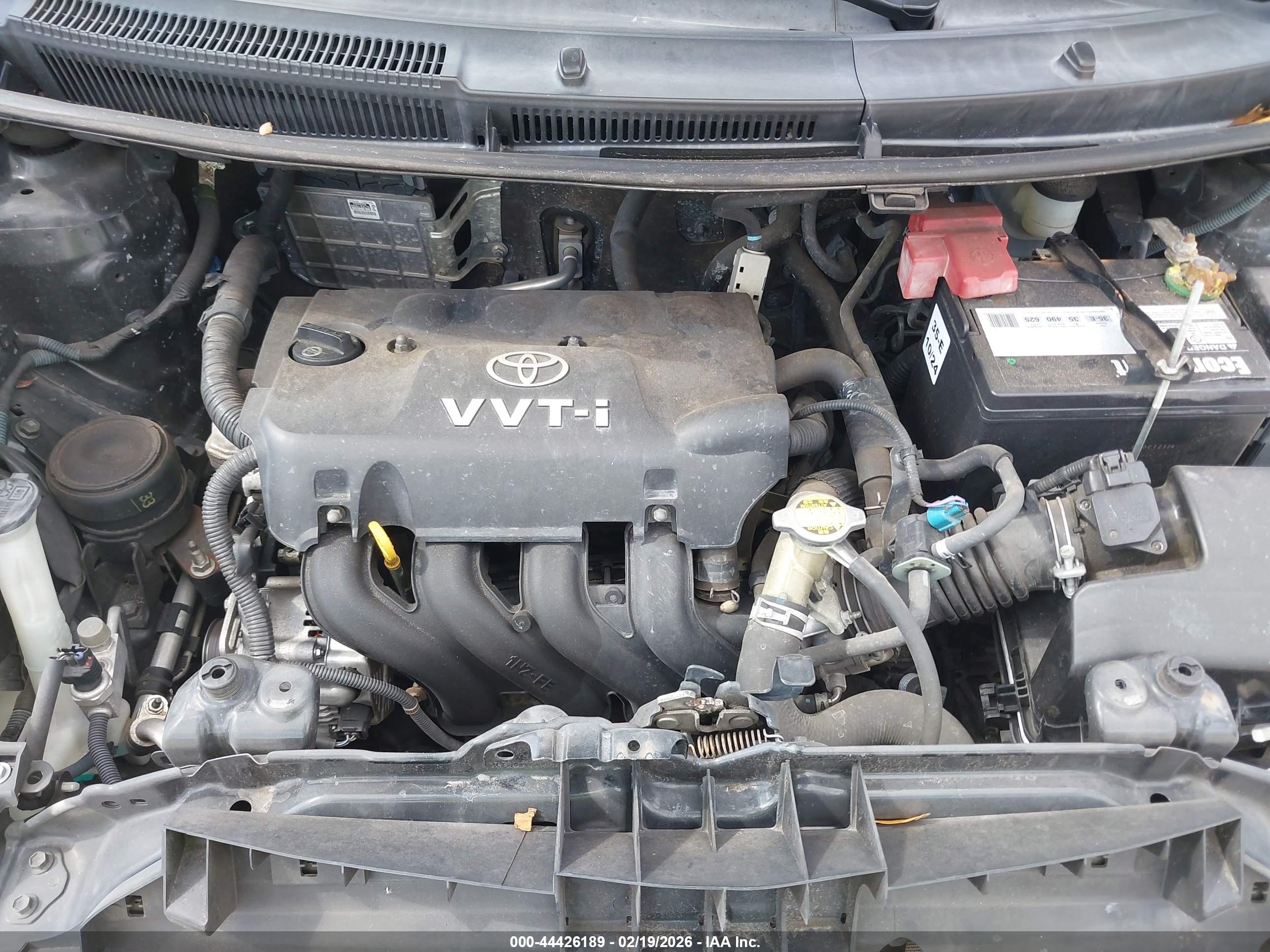TOYOTA YARIS image 10