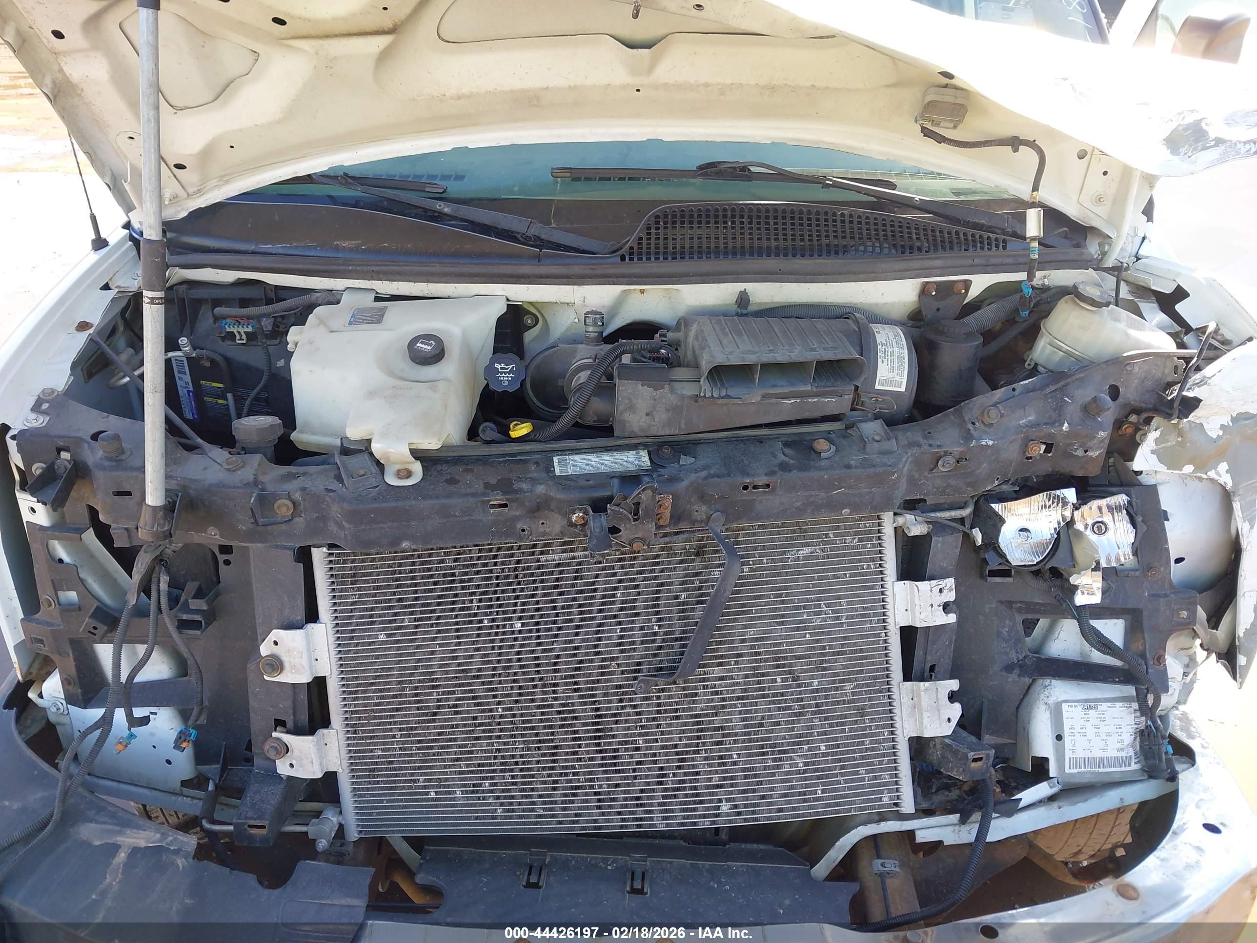 CHEVROLET EXPRESS image 10