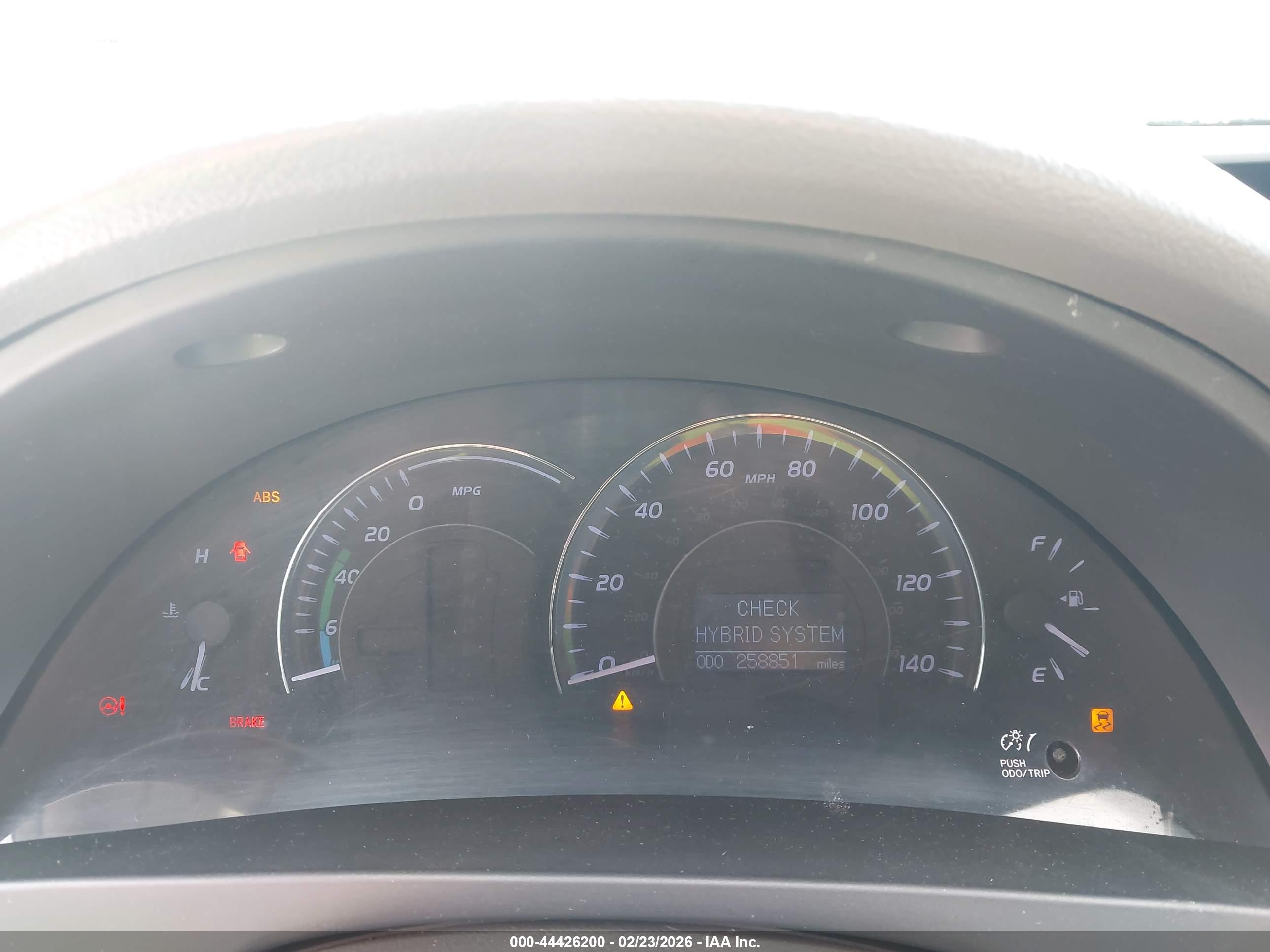 TOYOTA CAMRY image 7
