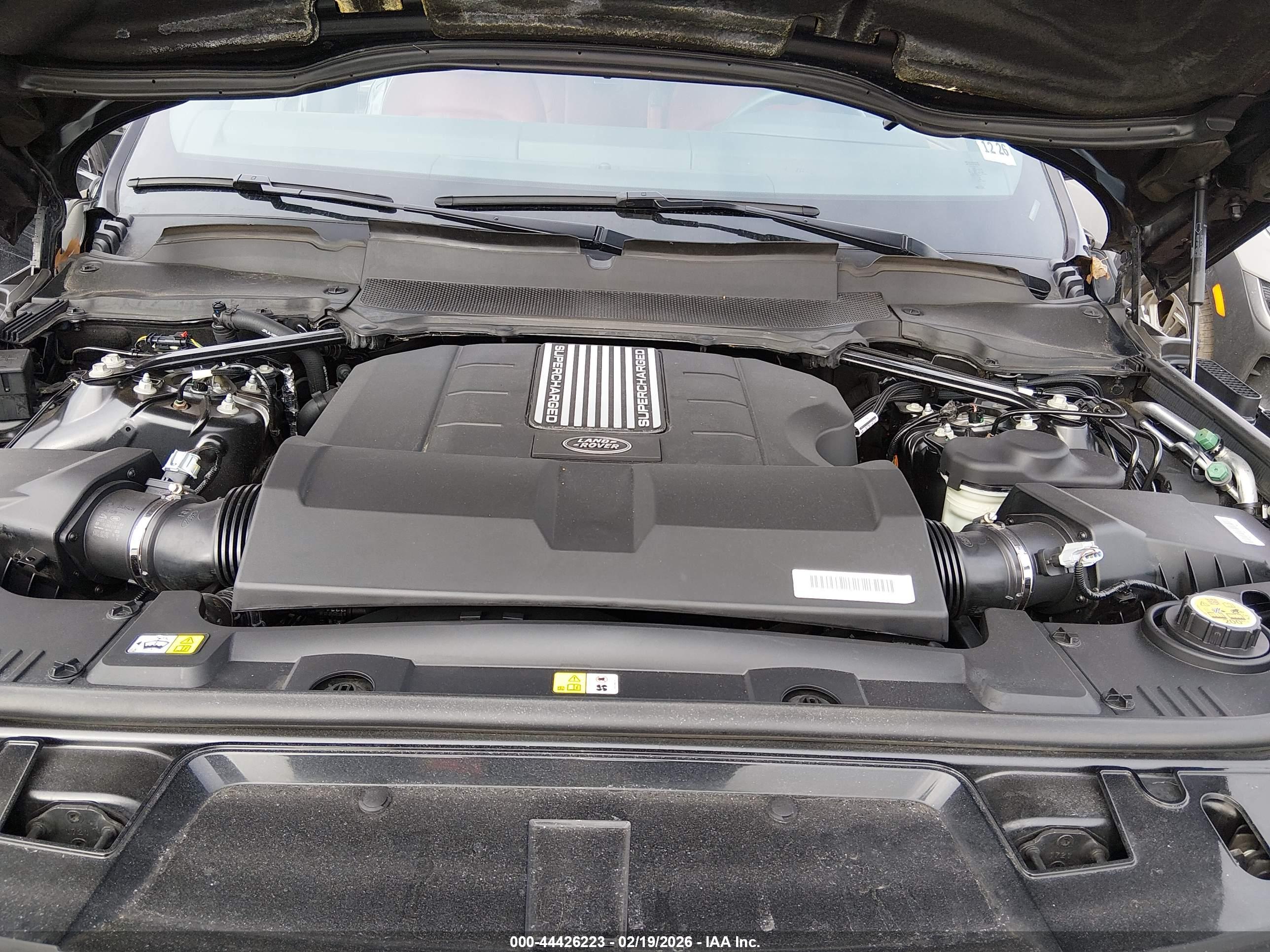 LAND ROVER image 10