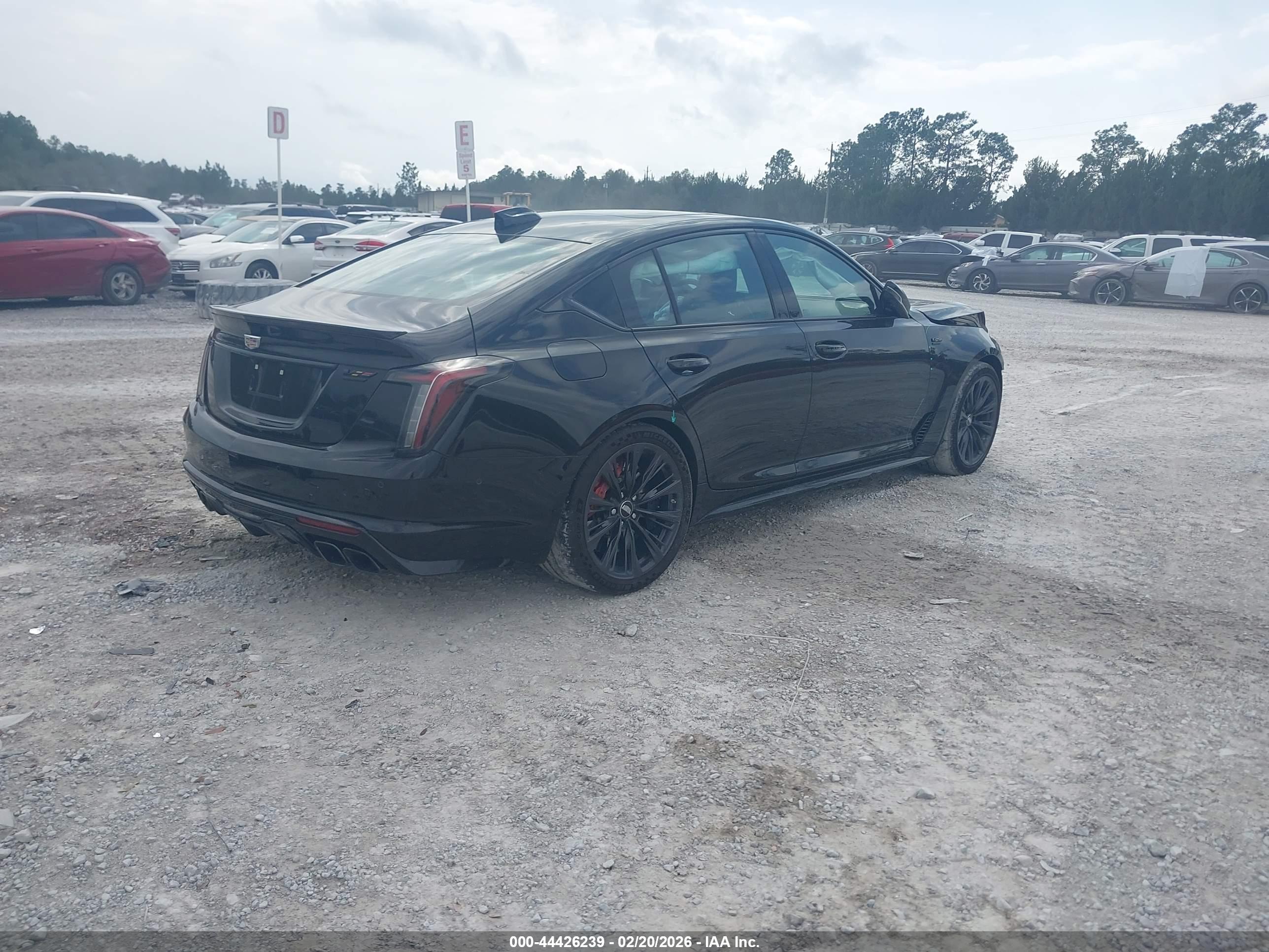 CADILLAC CT5-V image 4