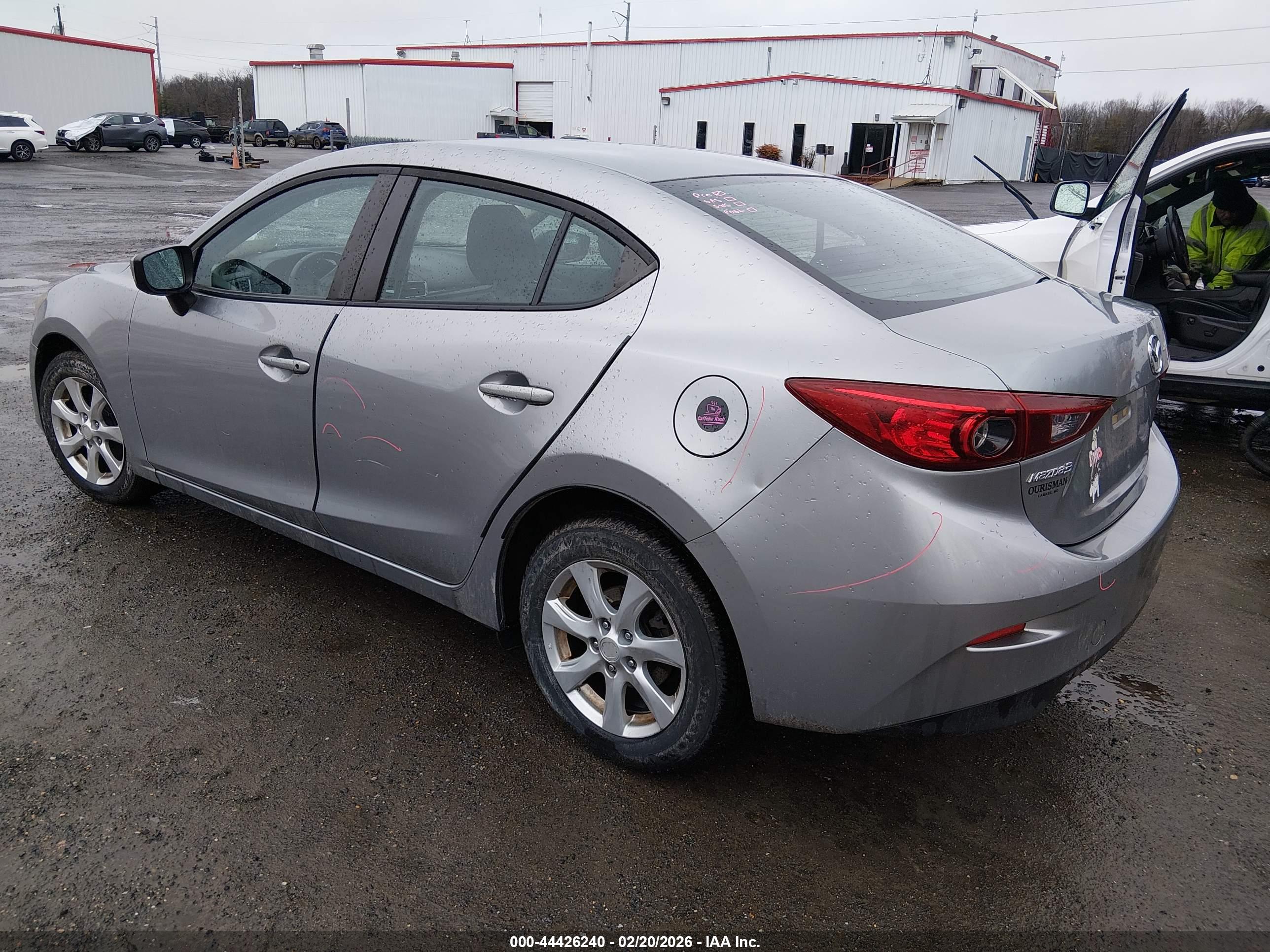 MAZDA MAZDA3 image 3