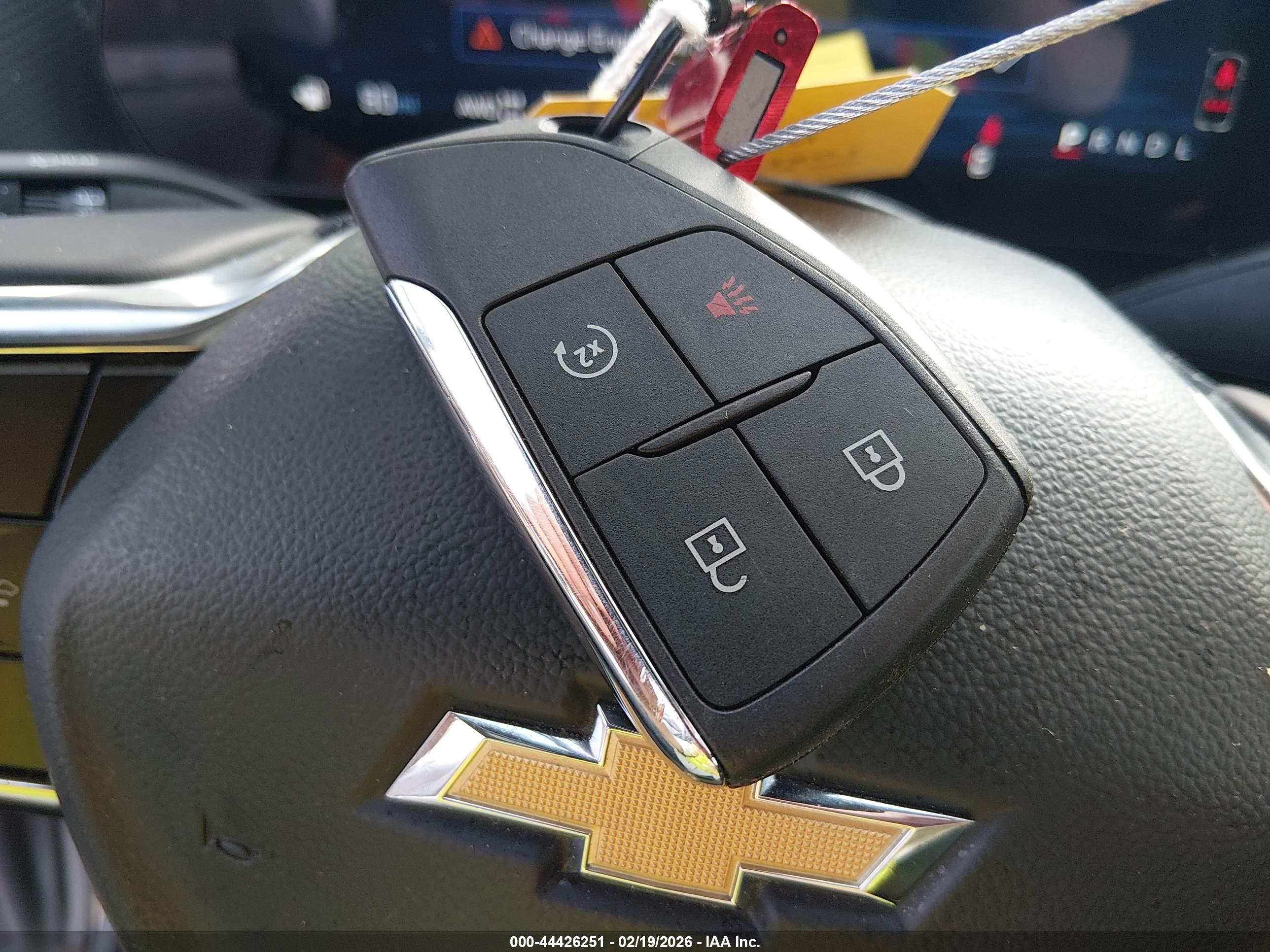 CHEVROLET EQUINOX image 11