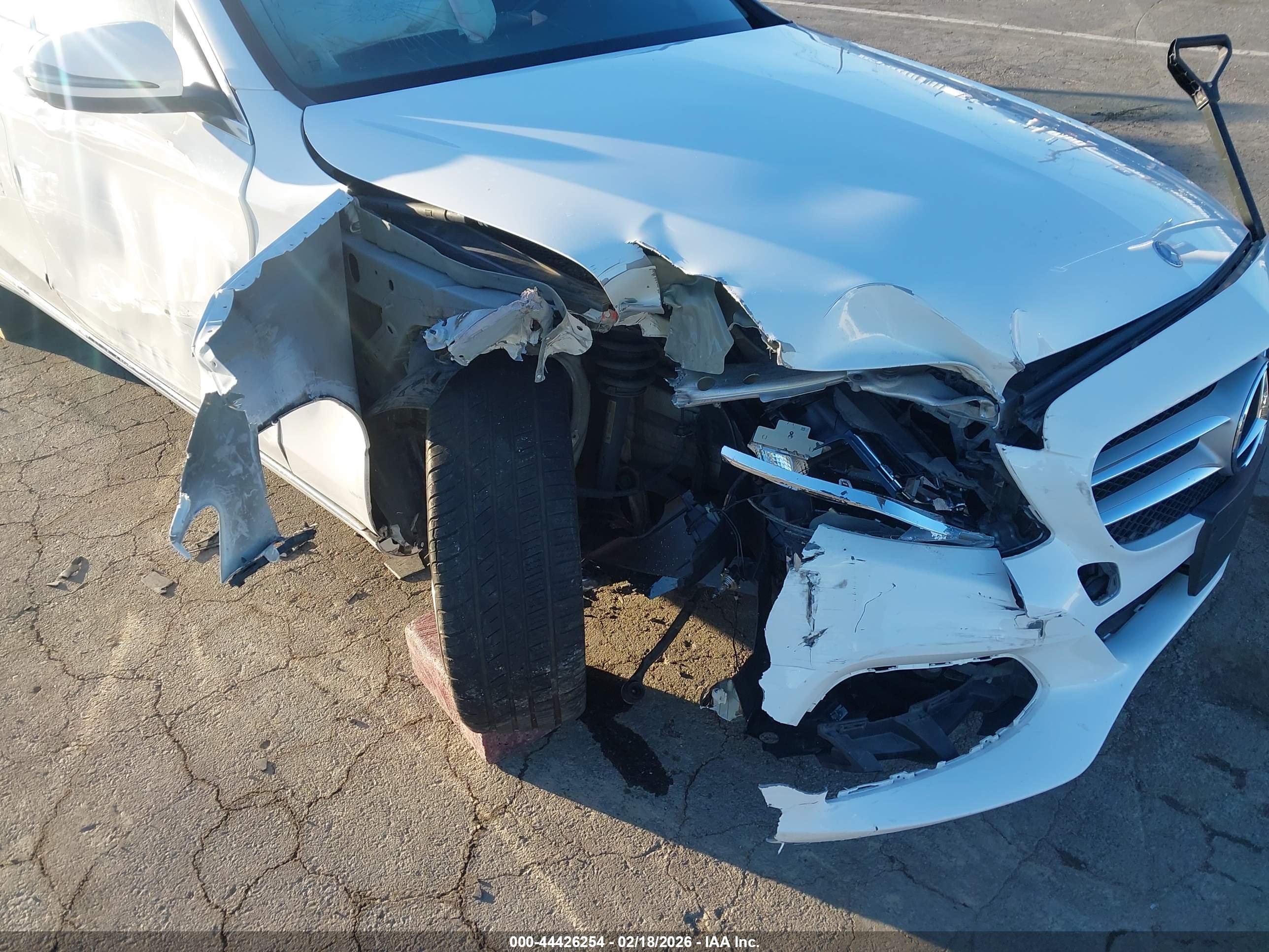 MERCEDES-BENZ C image 6