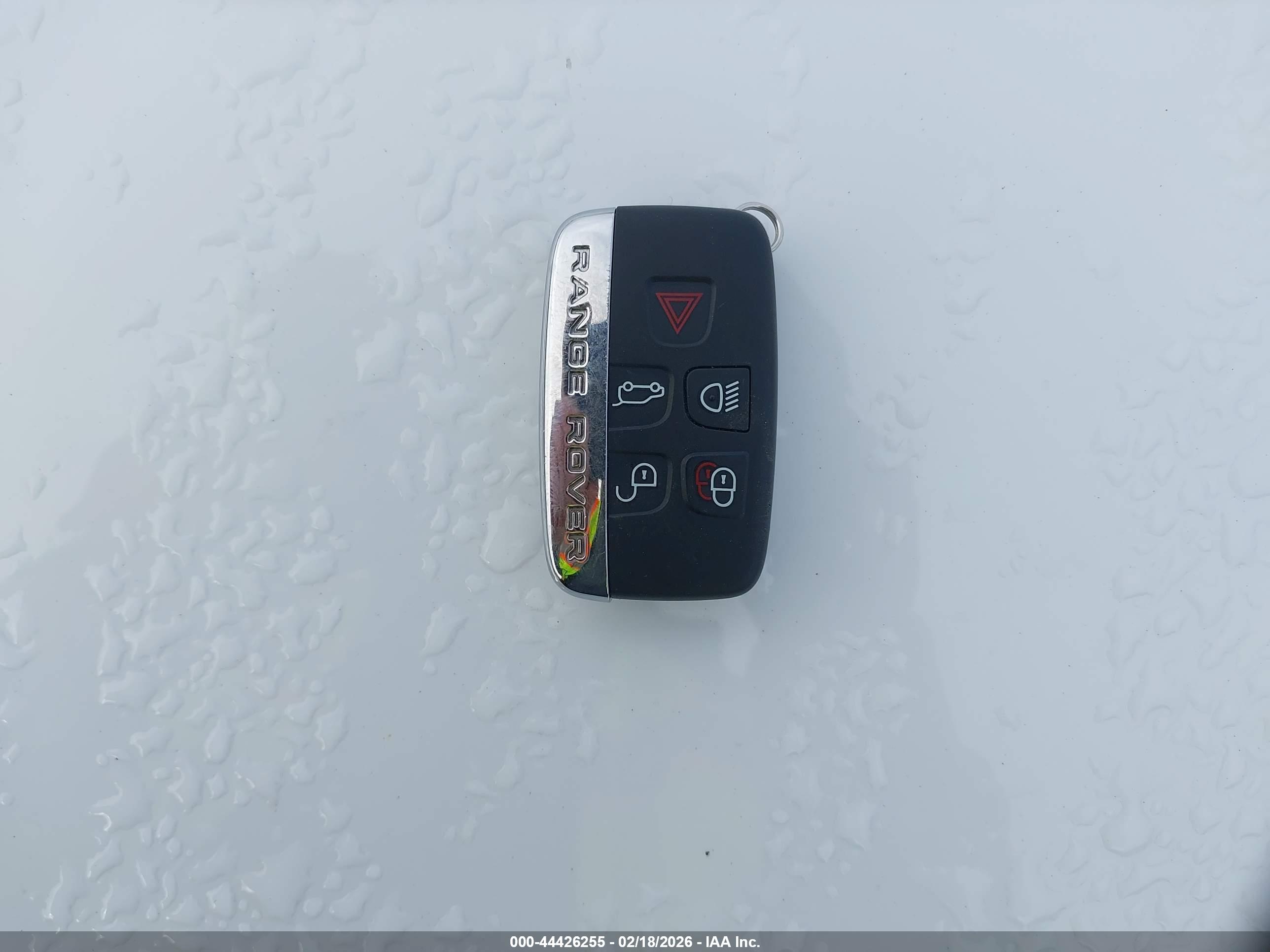 LAND ROVER image 11
