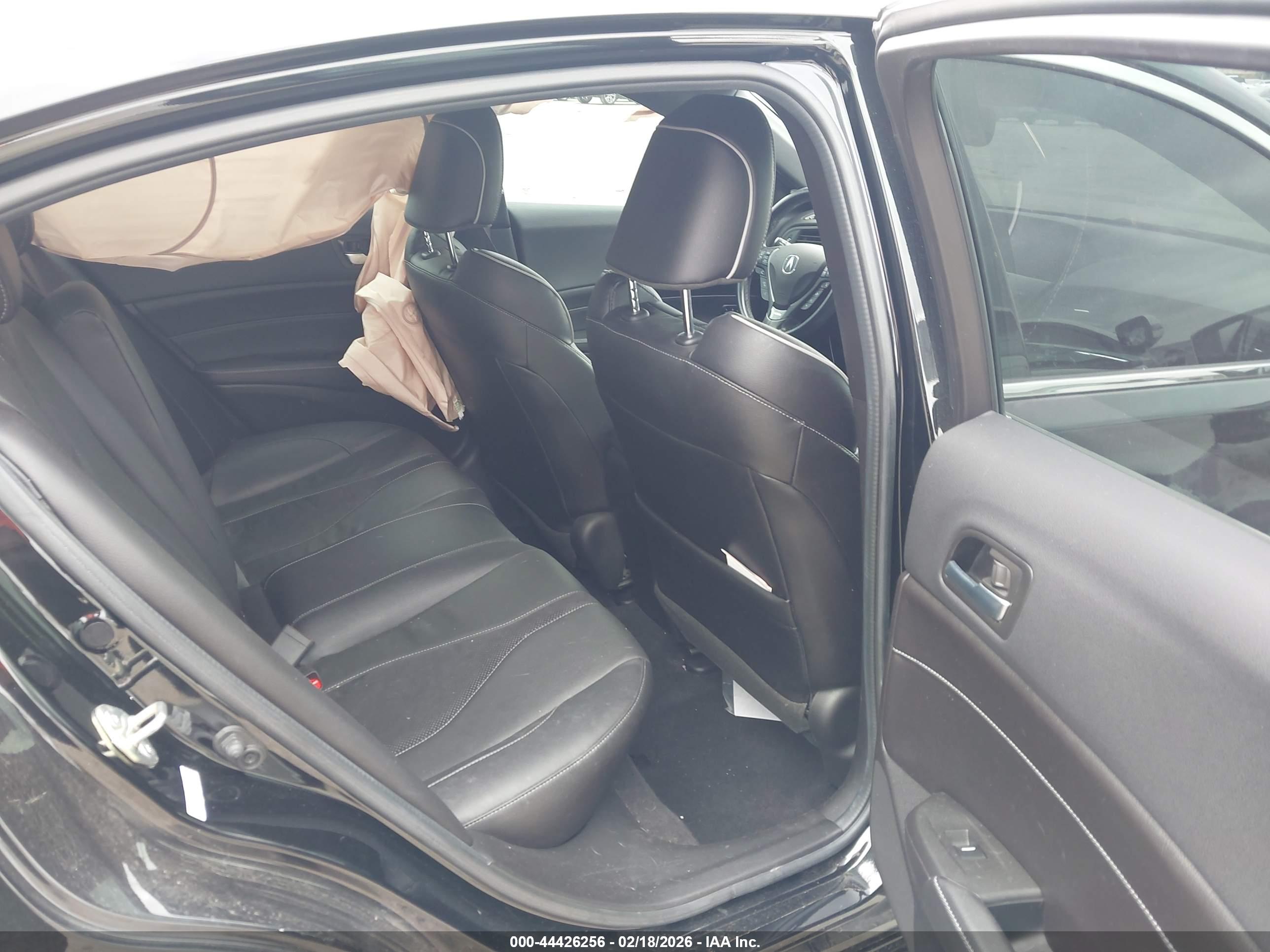 ACURA ILX image 8