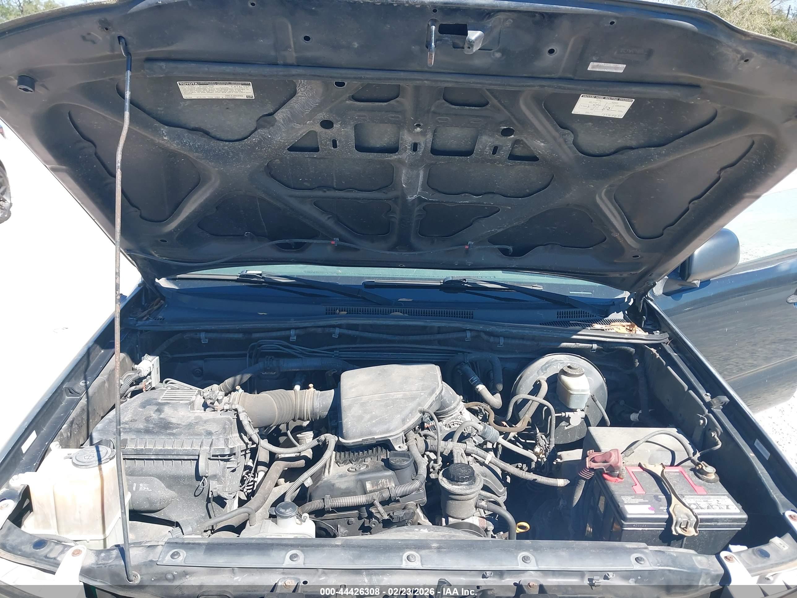 TOYOTA TACOMA image 10