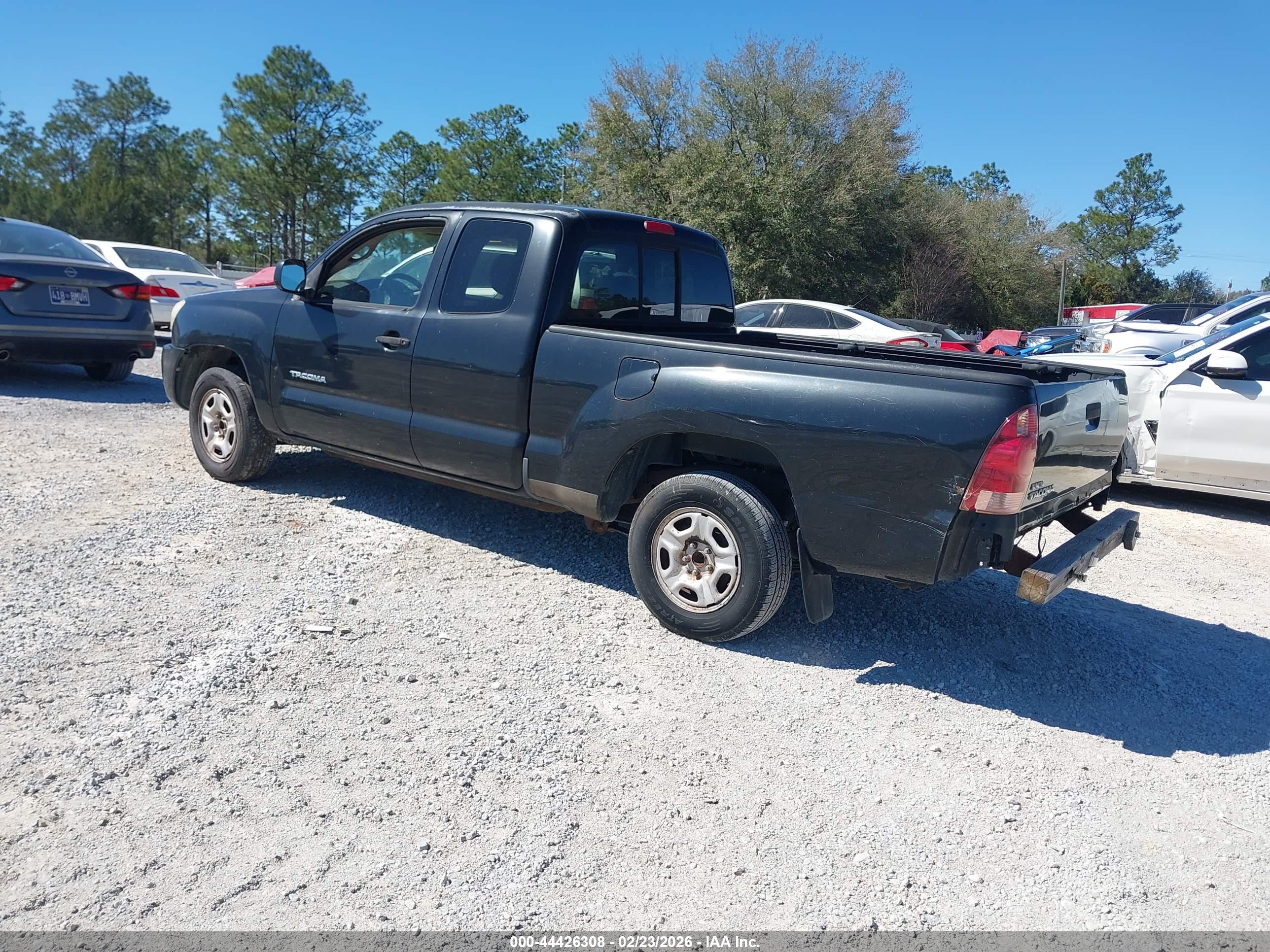 TOYOTA TACOMA image 3