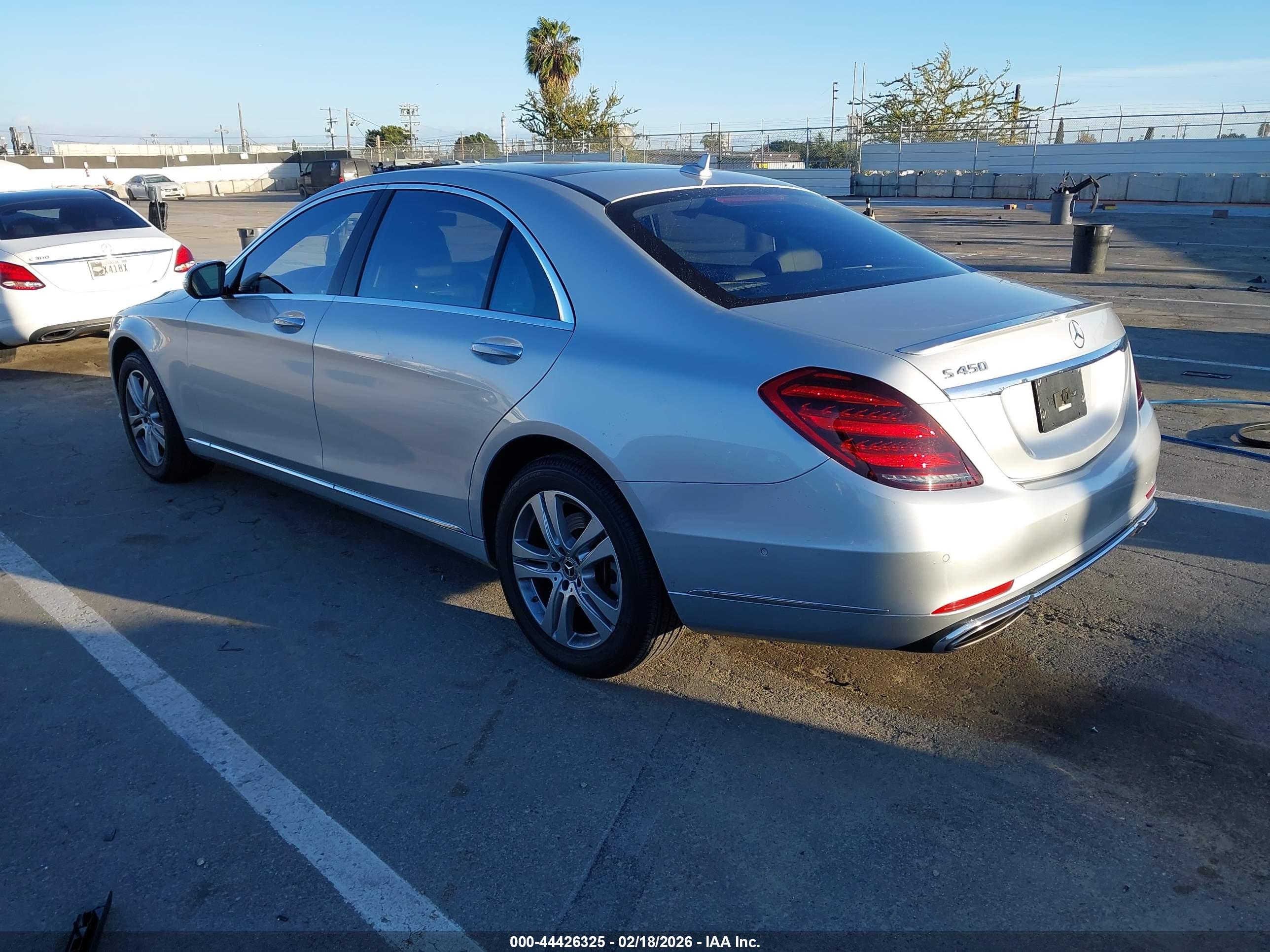 MERCEDES-BENZ S image 3