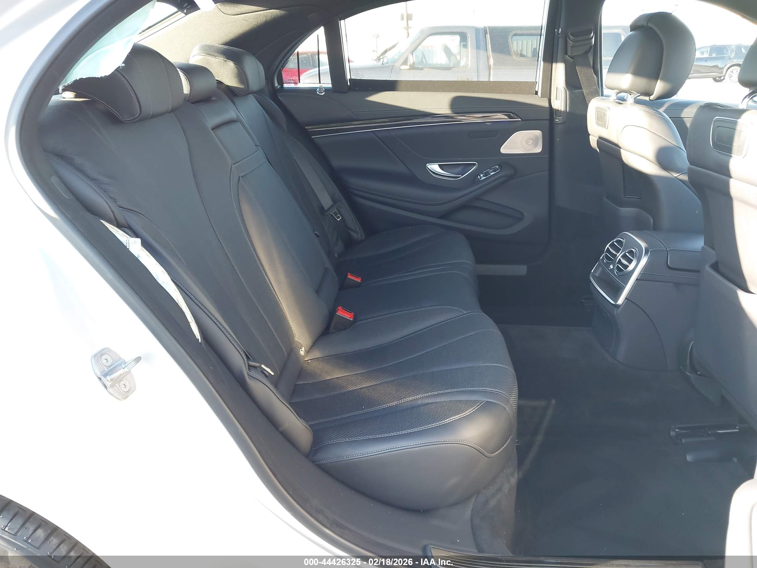 MERCEDES-BENZ S image 8