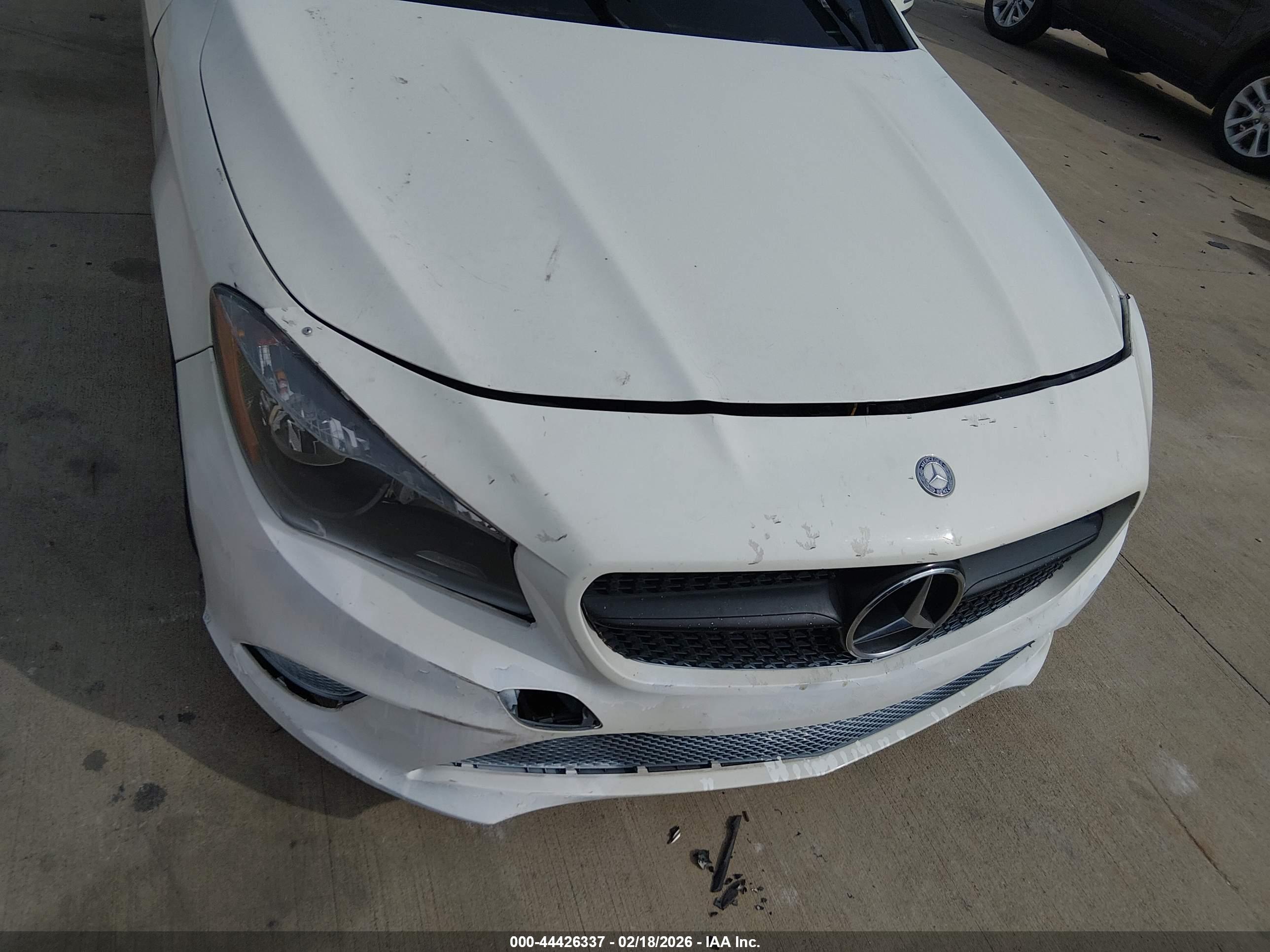 MERCEDES-BENZ CLA image 6
