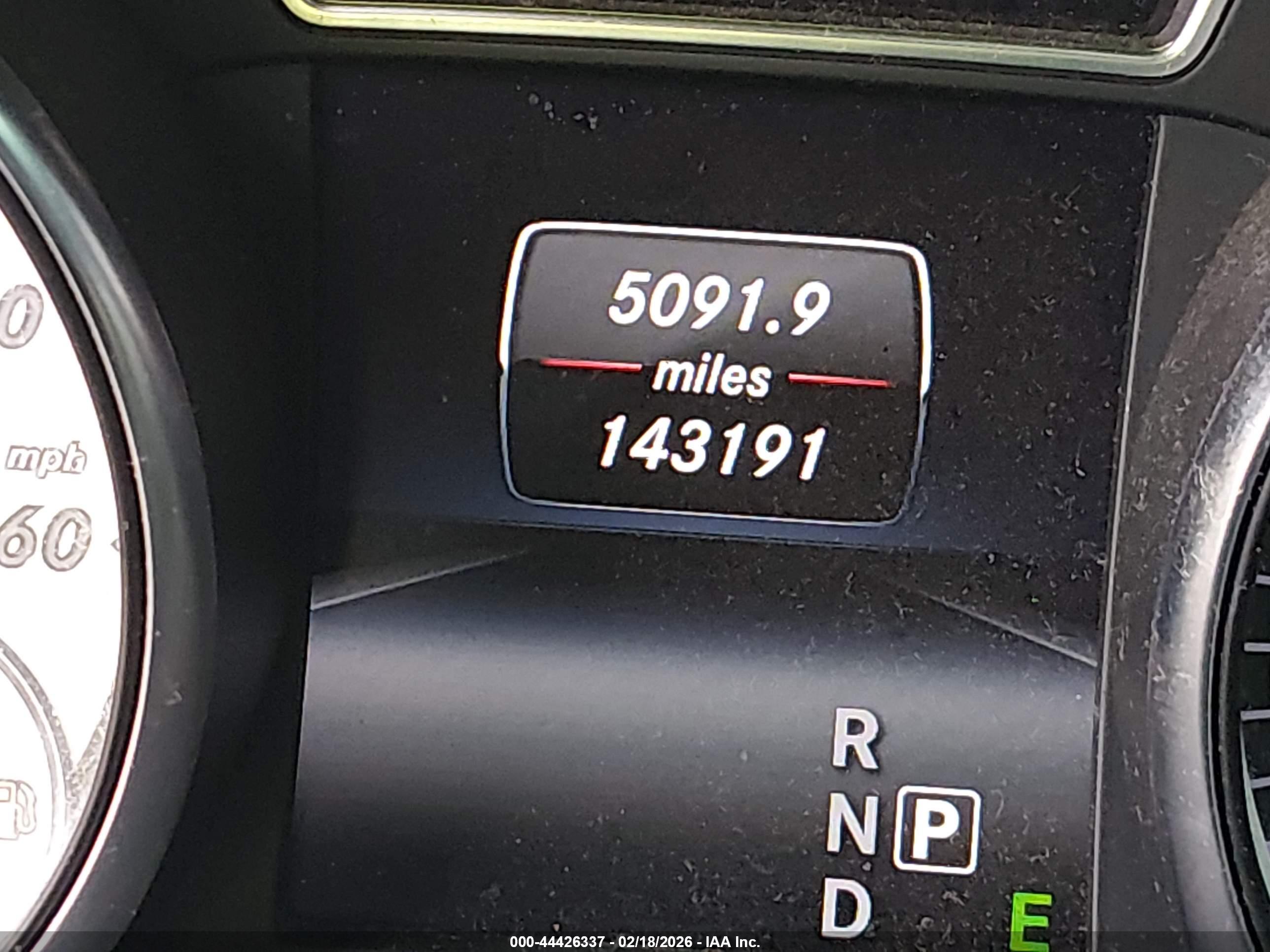 MERCEDES-BENZ CLA image 7