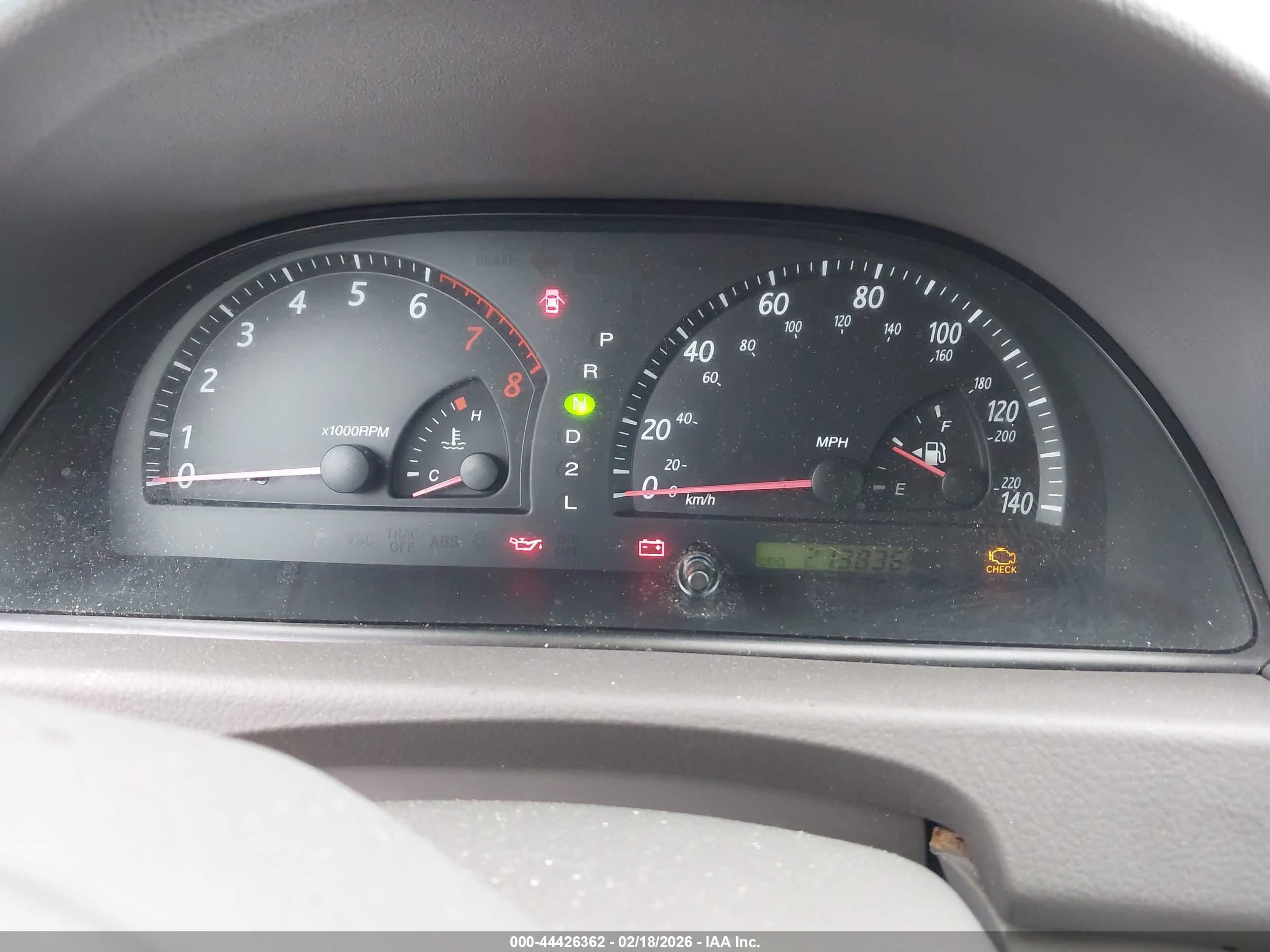 TOYOTA CAMRY image 7