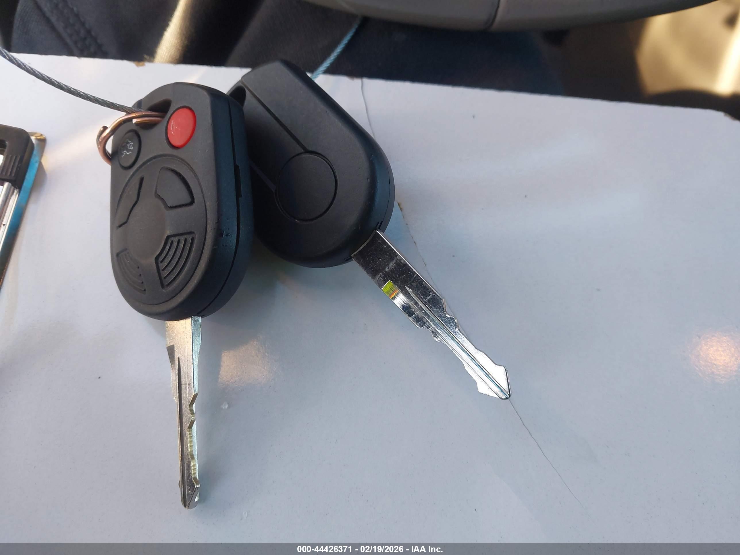FORD EXPEDITION image 11