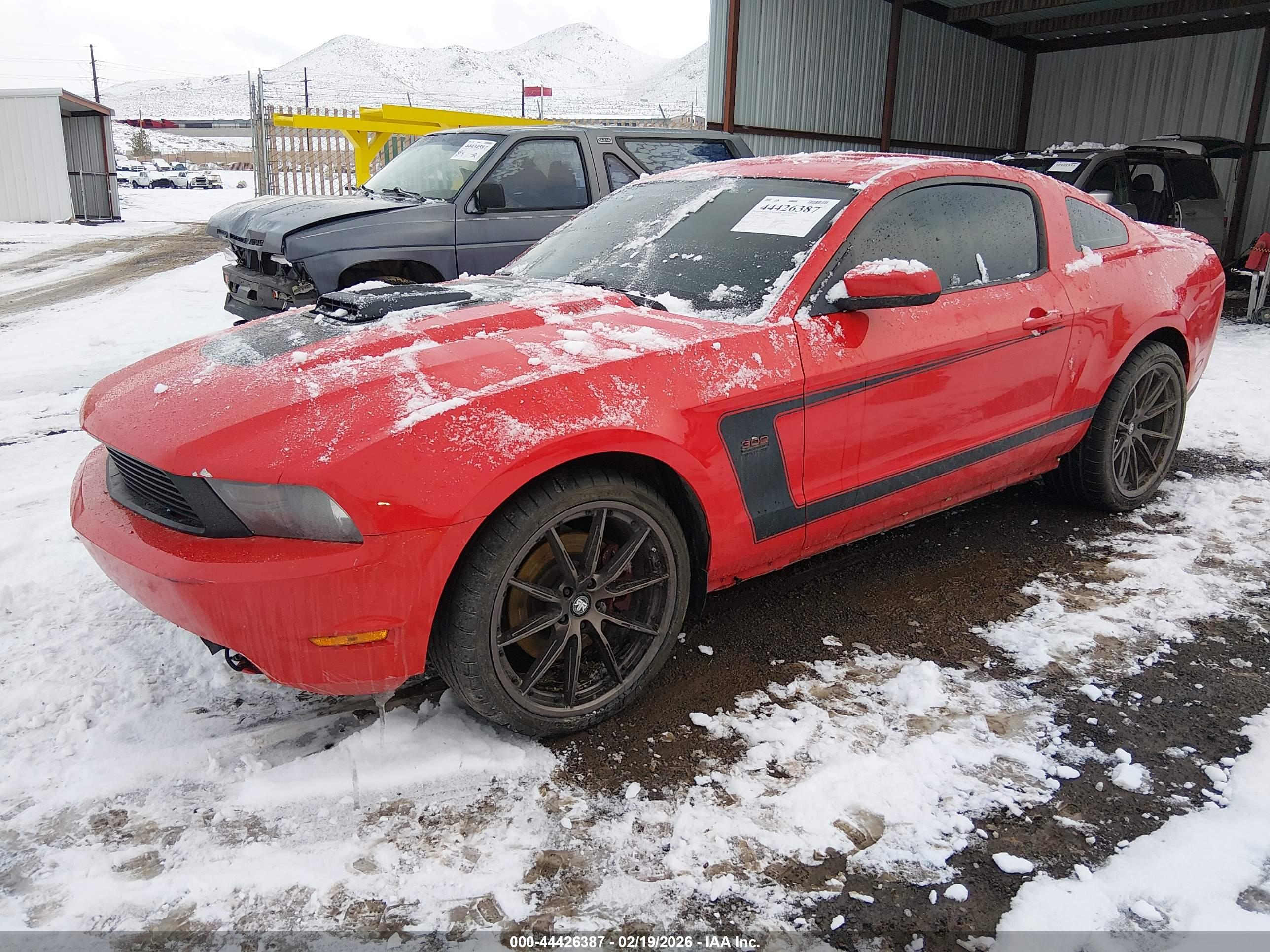 FORD MUSTANG image 2