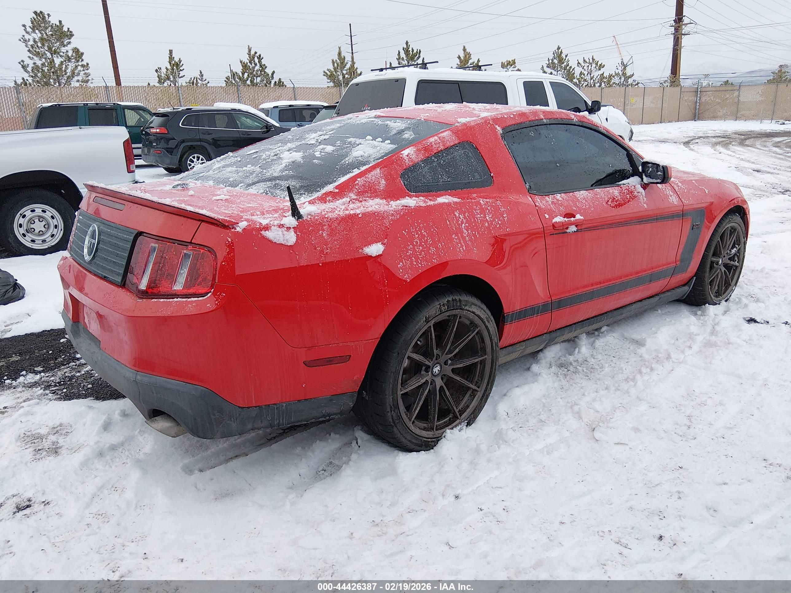 FORD MUSTANG image 4