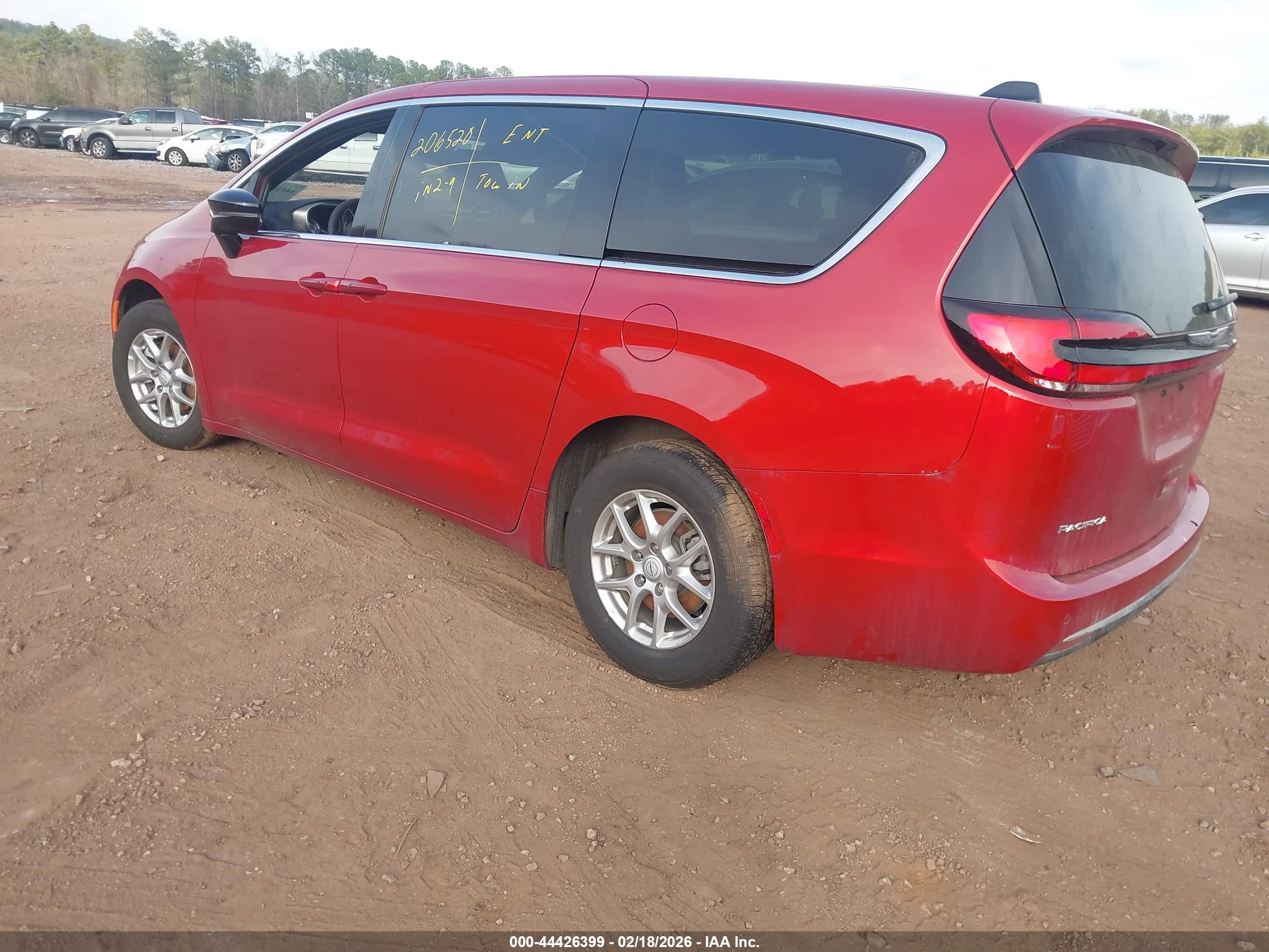 CHRYSLER PACIFICA image 3