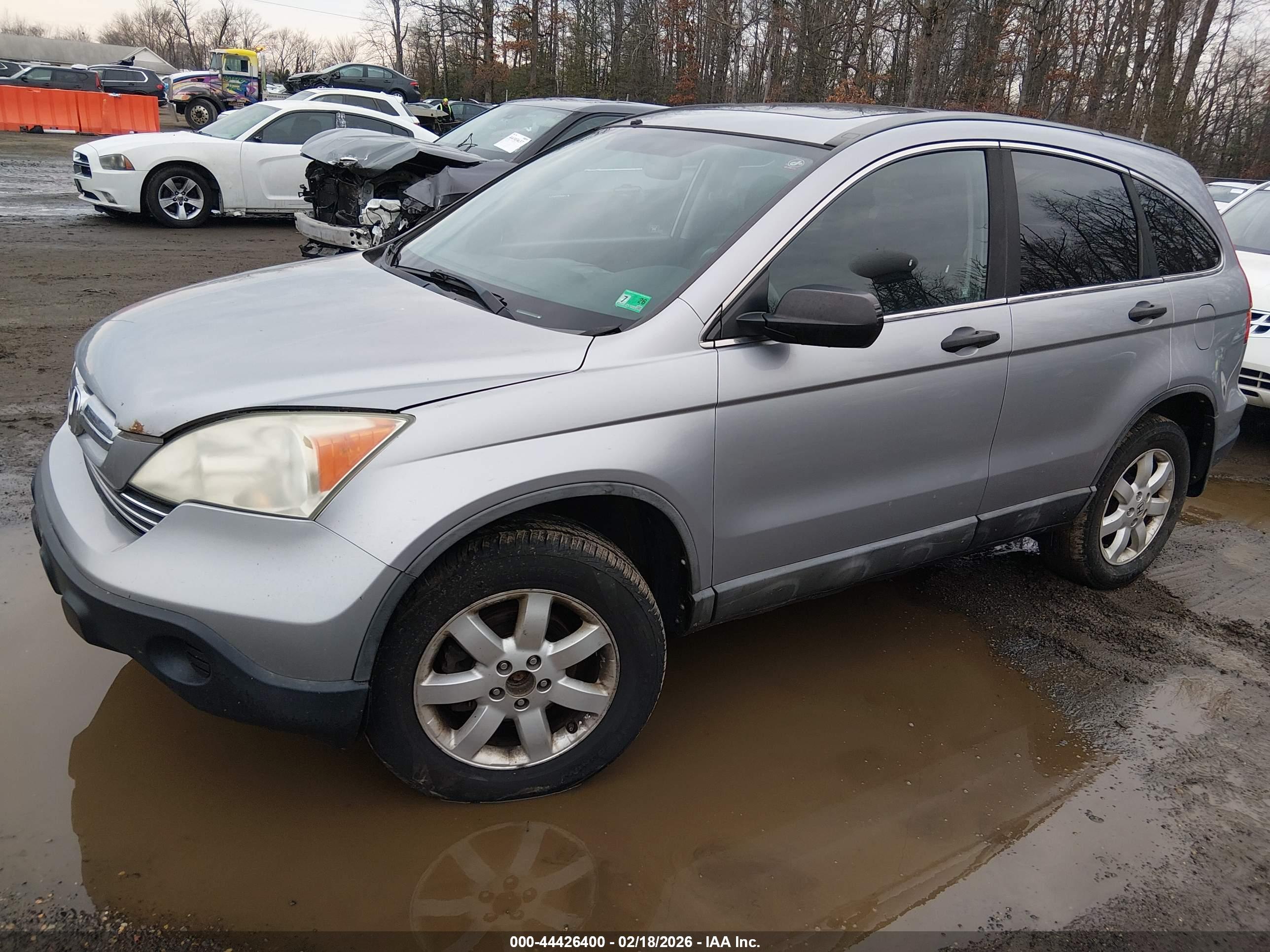 HONDA CR-V image 2